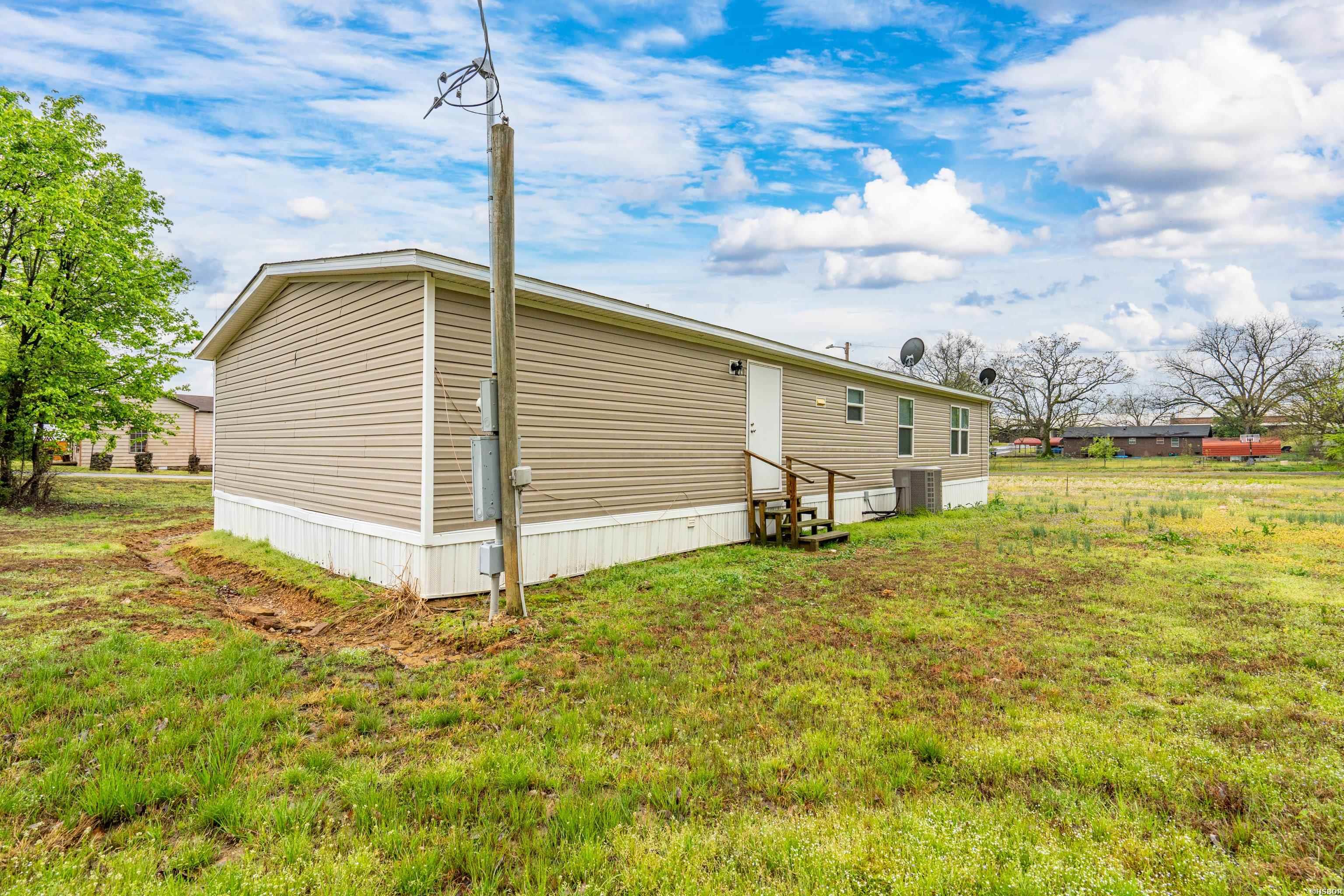 201 6th Street Property Photo 32