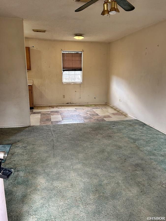 277 Hempstead 338 Property Photo 2
