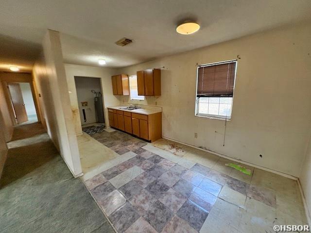 277 Hempstead 338 Property Photo 6