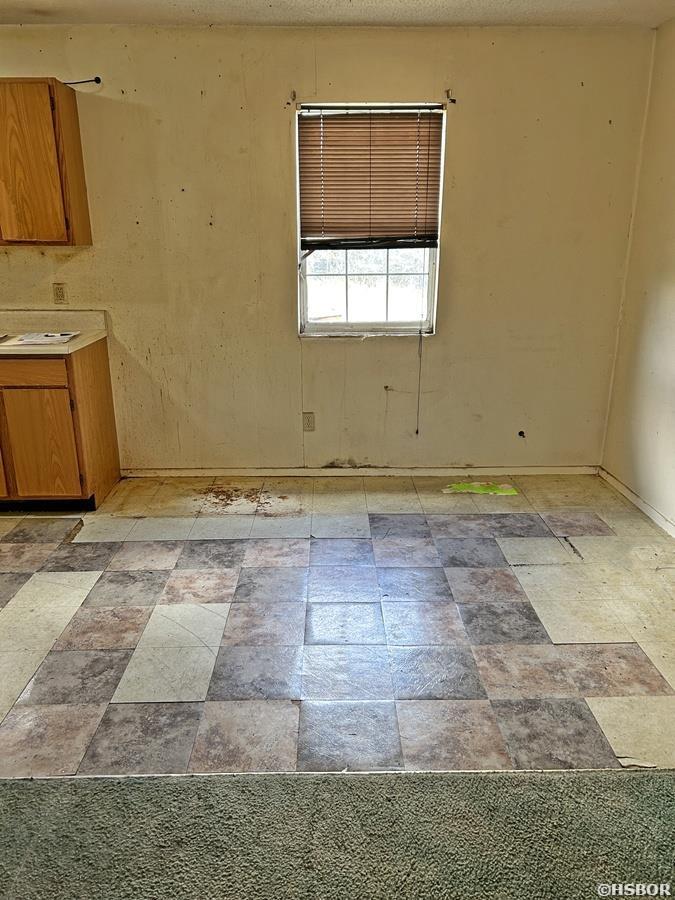 277 Hempstead 338 Property Photo 7