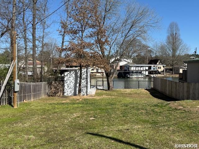 114 Quaker Lane Property Photo 4
