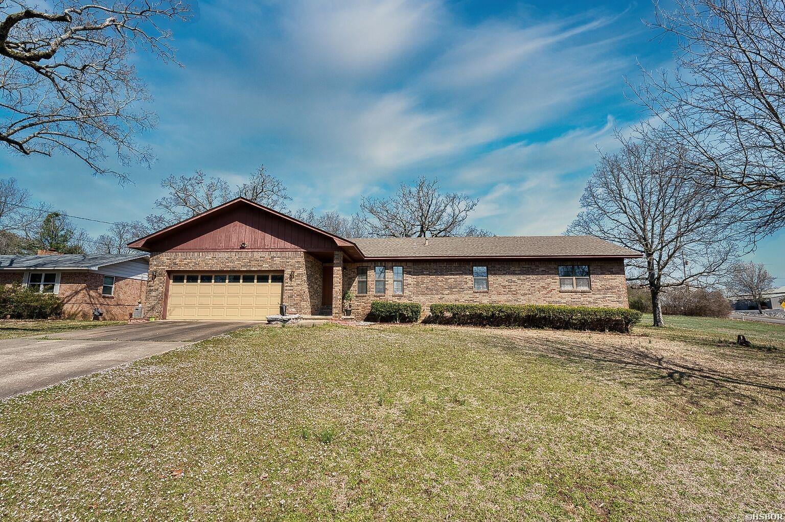 202 Marwinette Place Property Photo