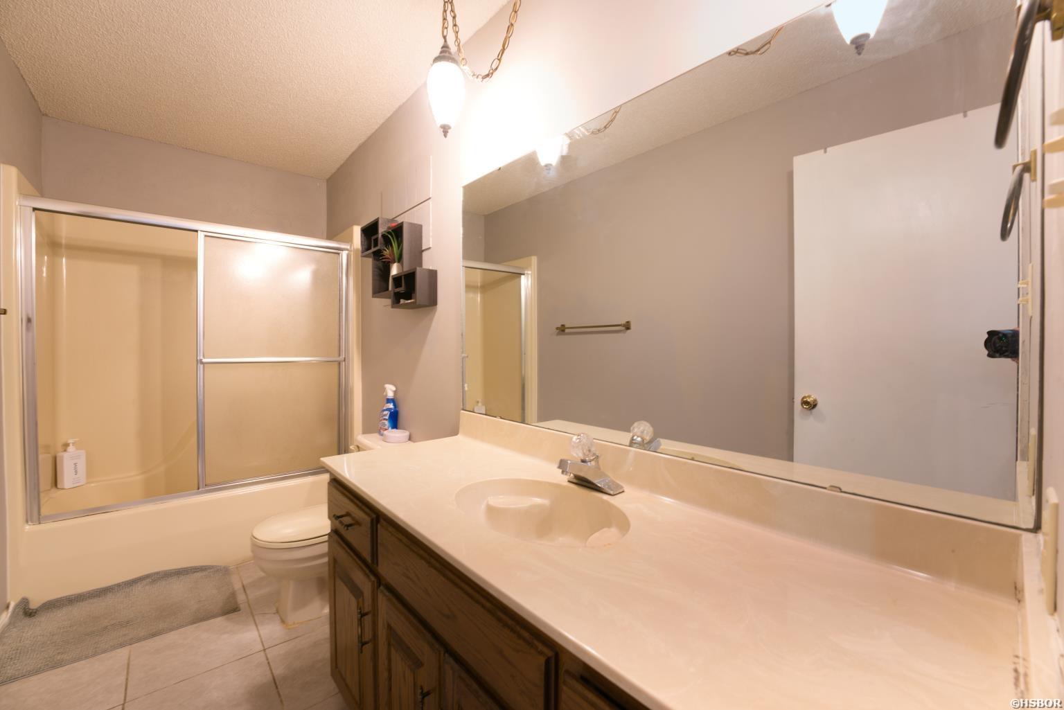202 Marwinette Place Property Photo 15