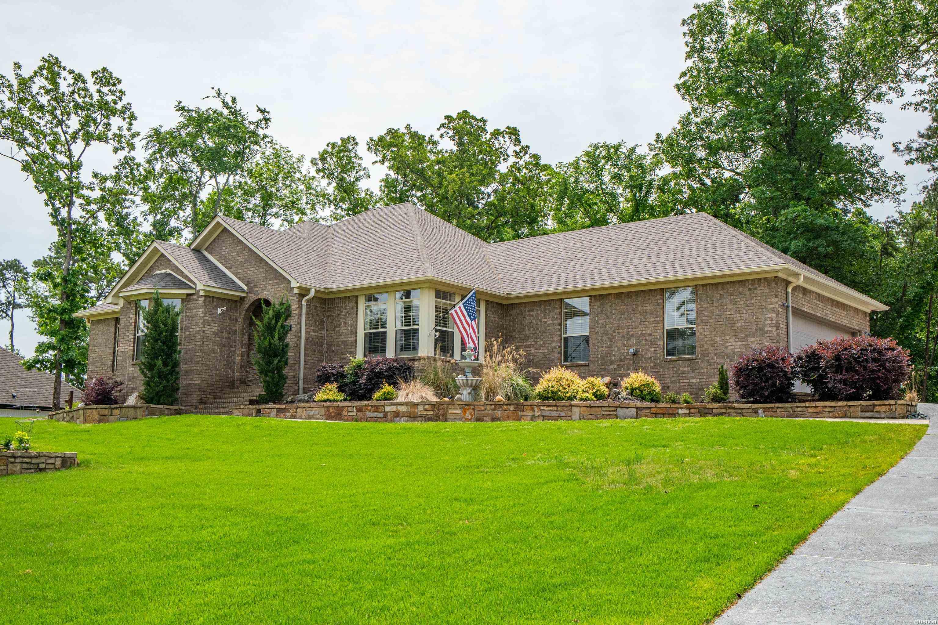 105 Osprey Drive Property Photo 1