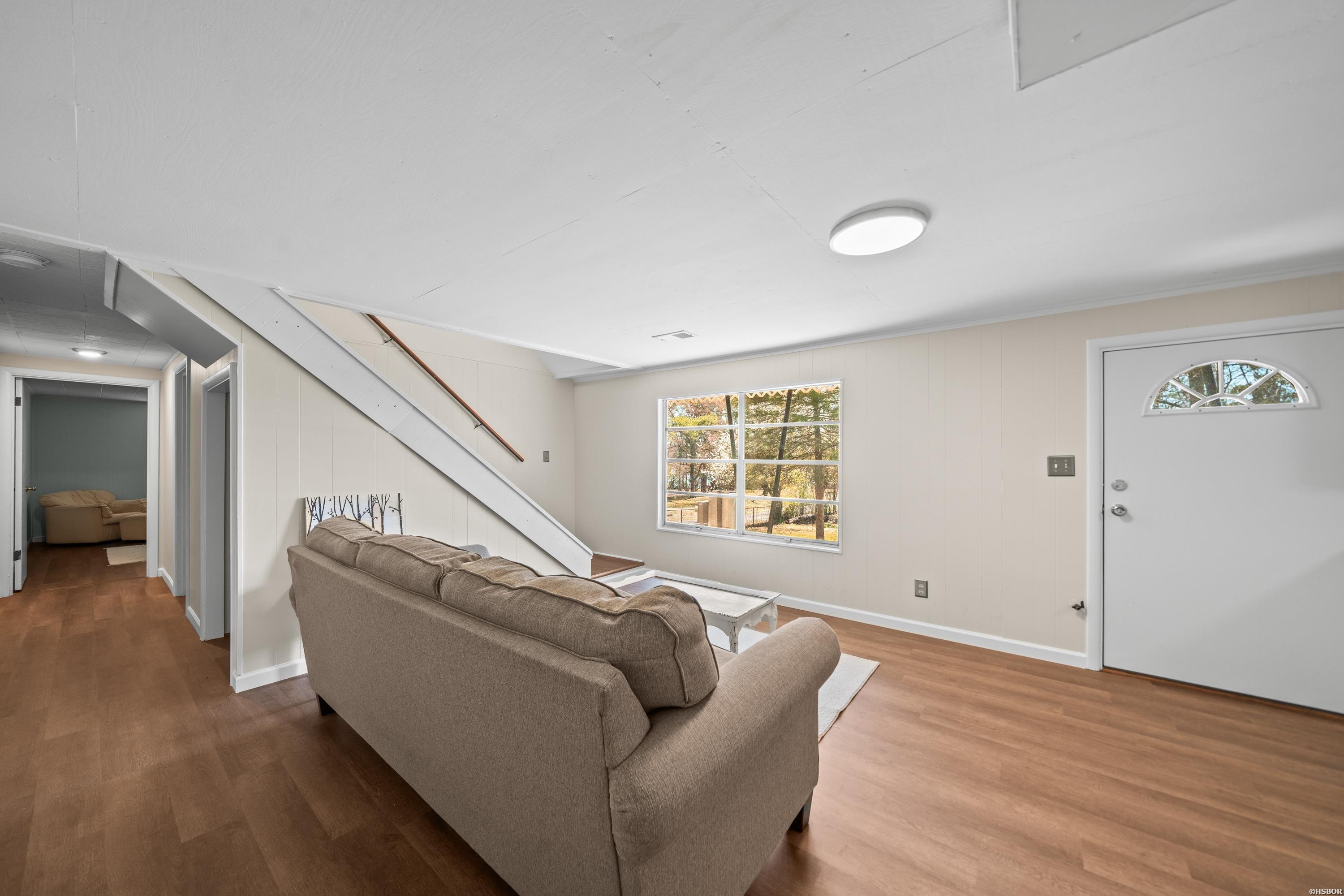 1115 Lakeshore Drive Property Photo 27