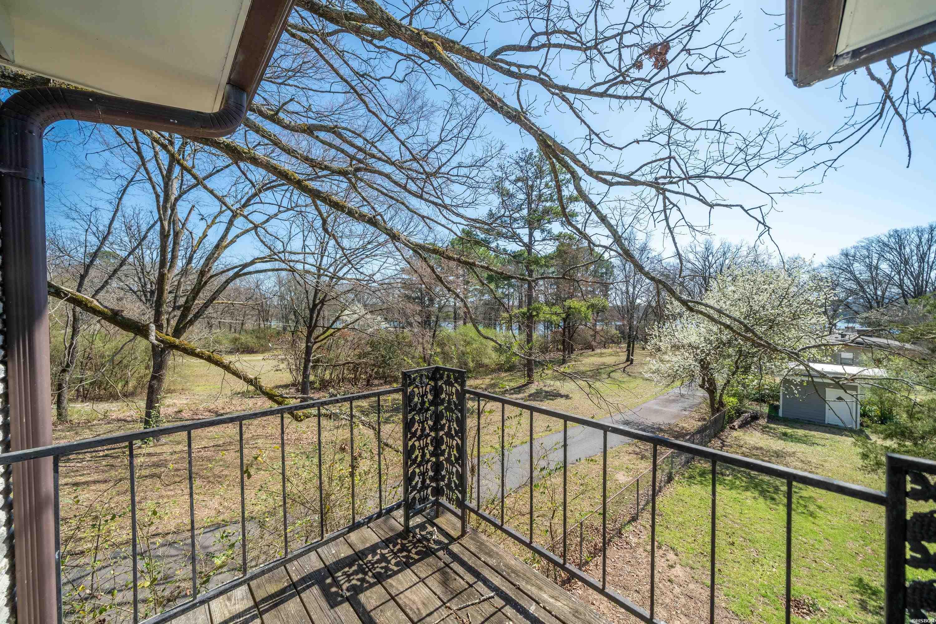 1115 Lakeshore Drive Property Photo 41
