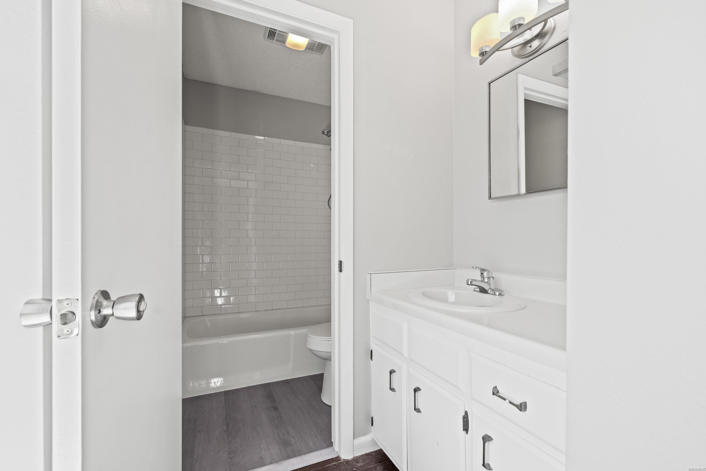 111 Emperado Way Property Photo 24