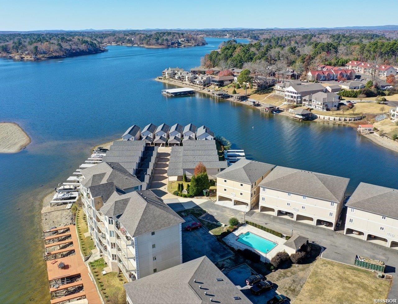 154d Villa Pointe Property Photo 41