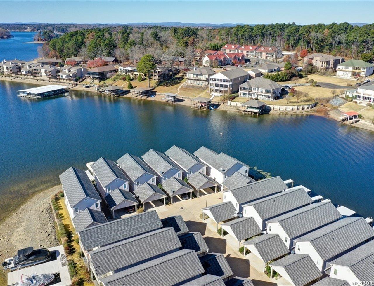 154d Villa Pointe Property Photo 43
