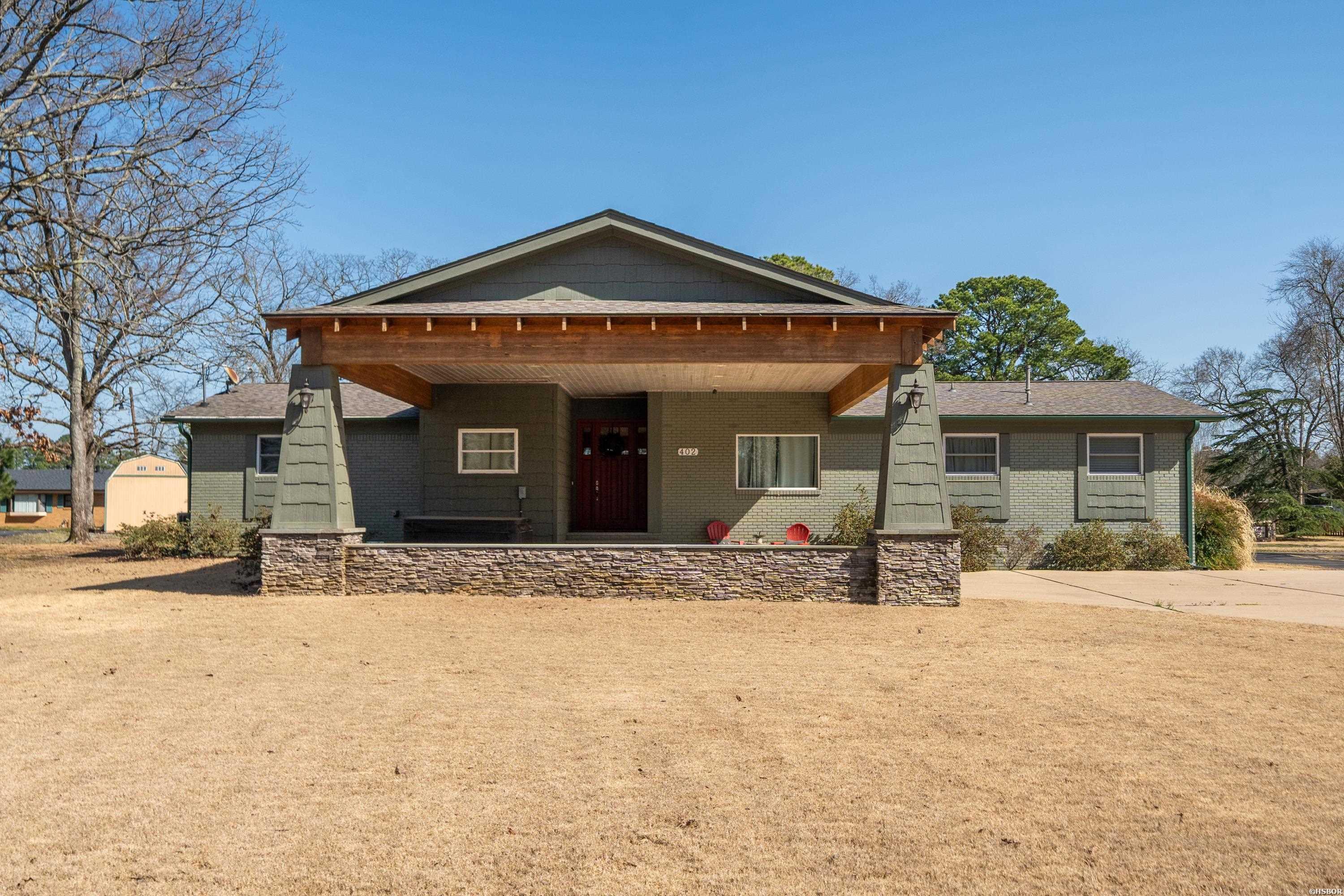 402 Caroline Acres Point Property Photo 5