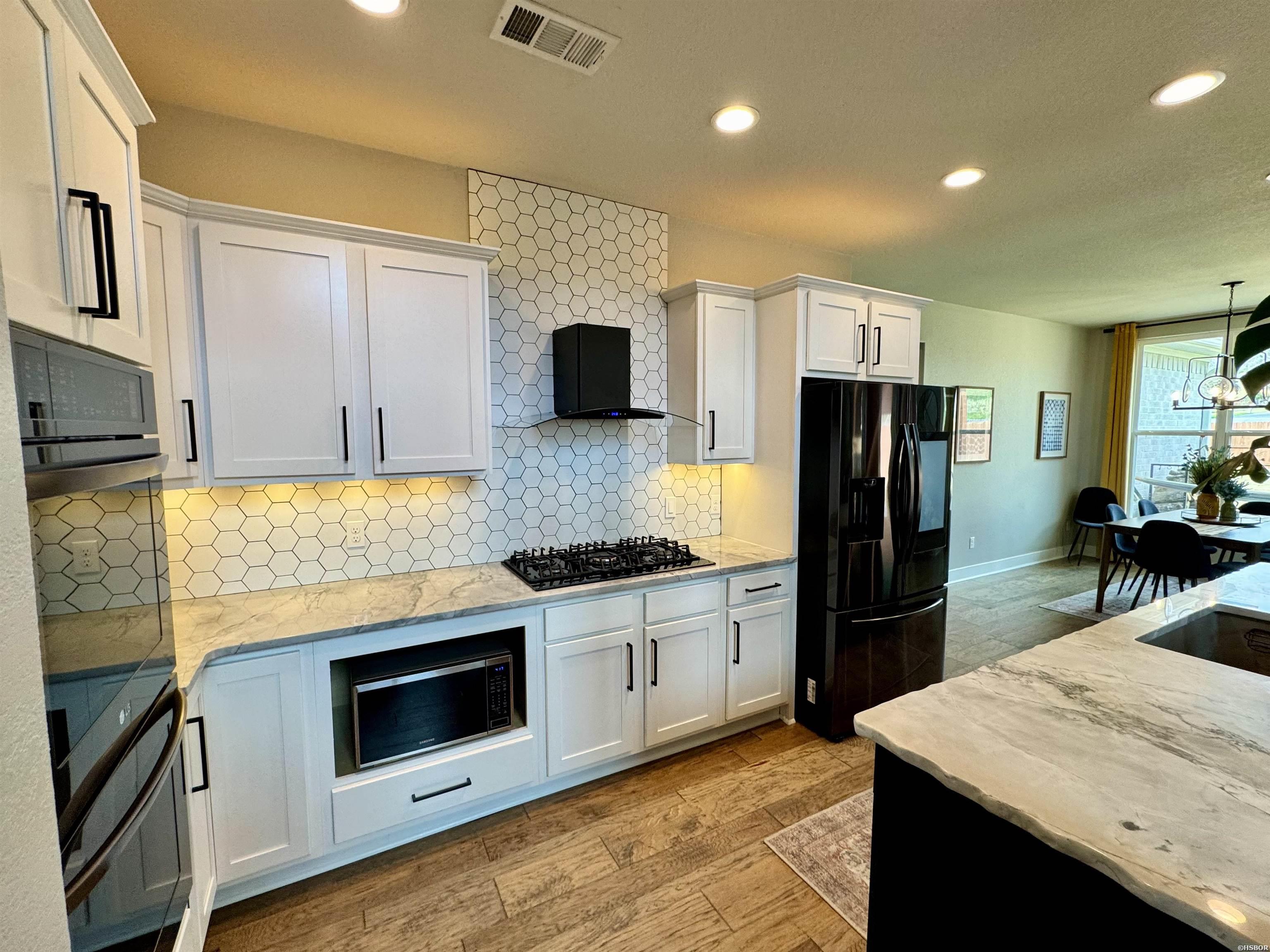 105 Coneflower Court Property Photo 8