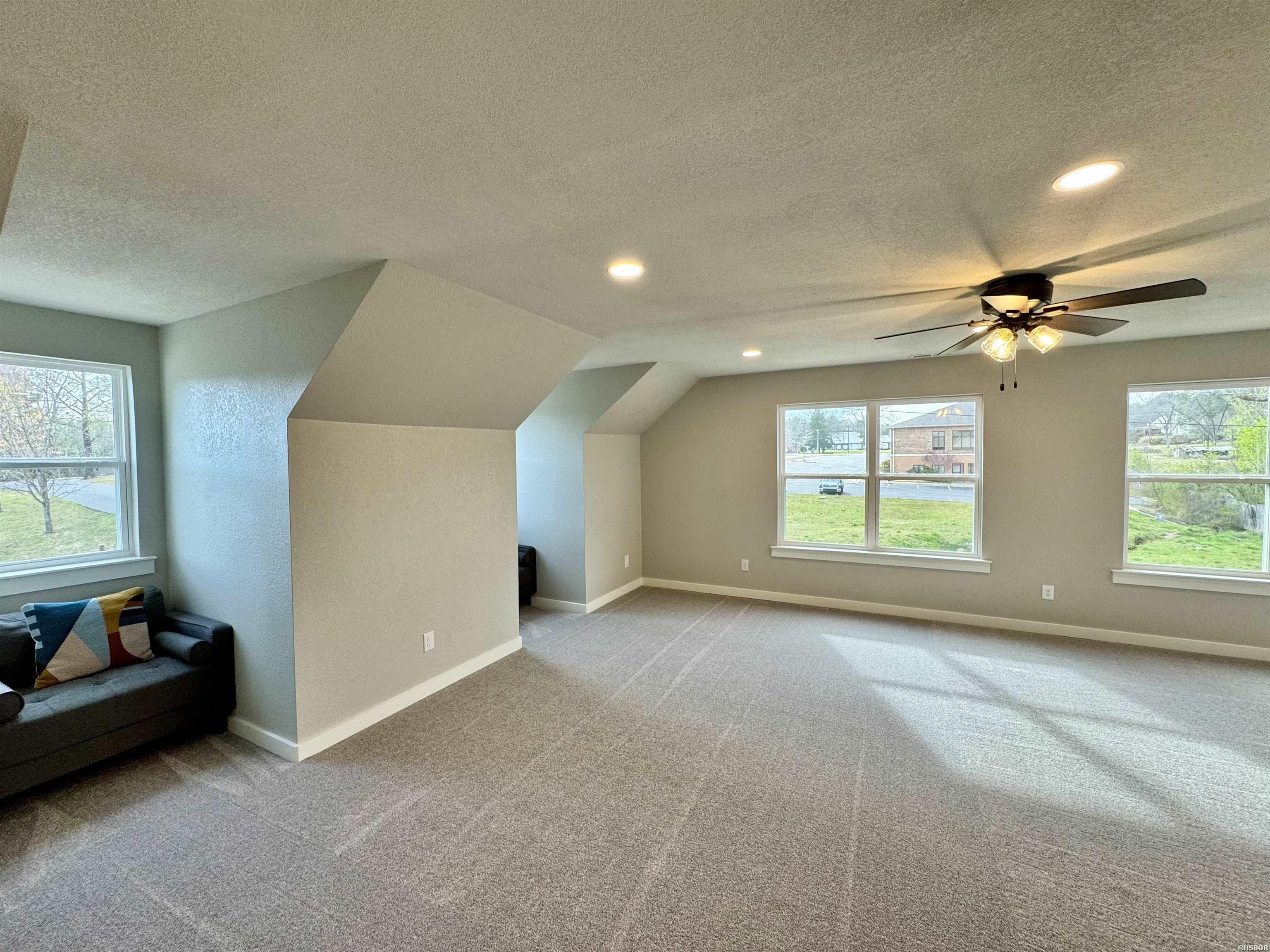 105 Coneflower Court Property Photo 28