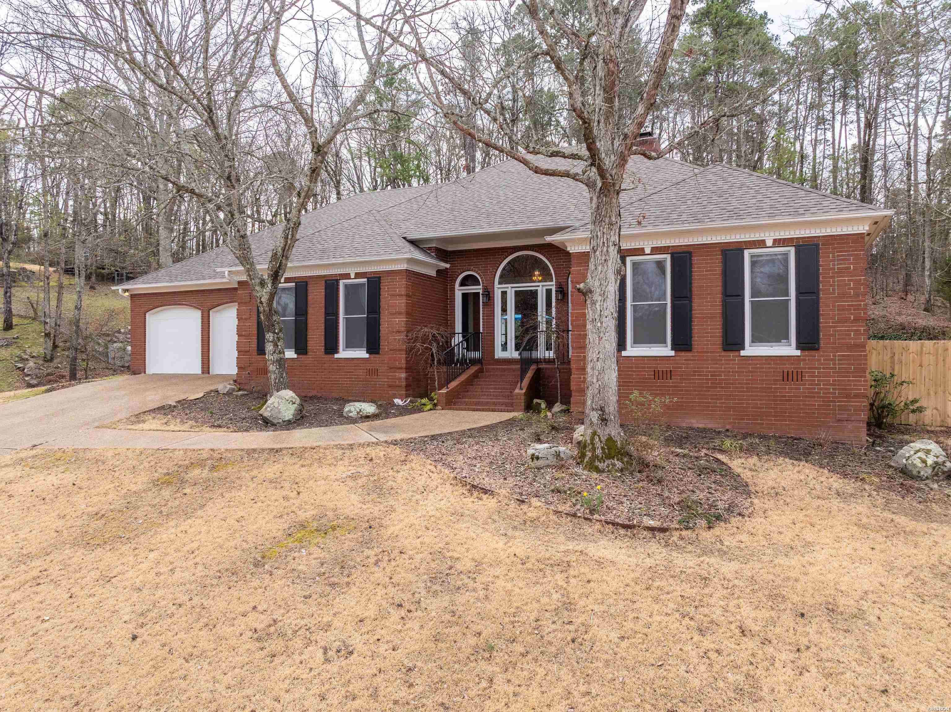 106 Ravenwood Property Photo 2
