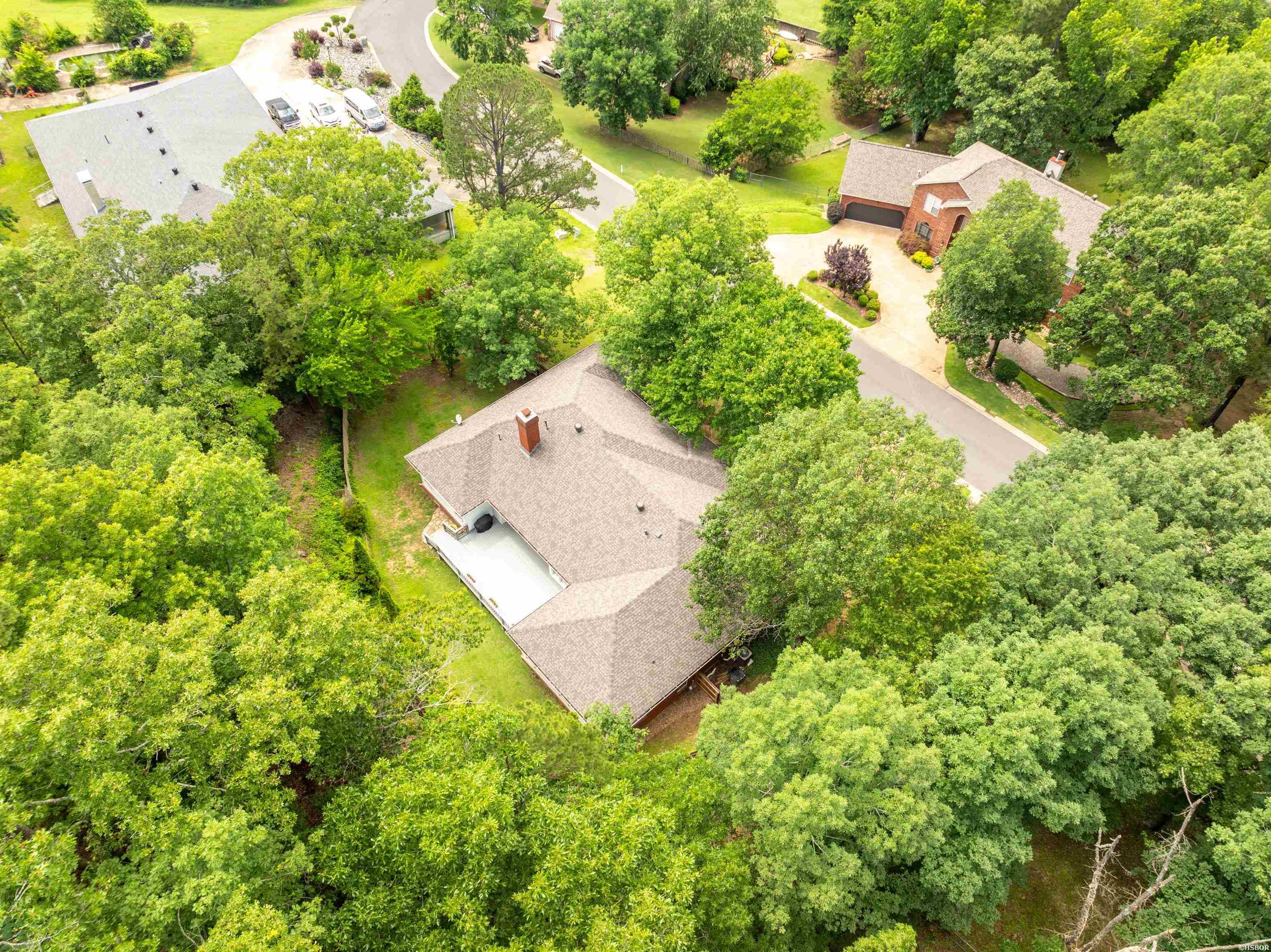 106 Ravenwood Property Photo 4