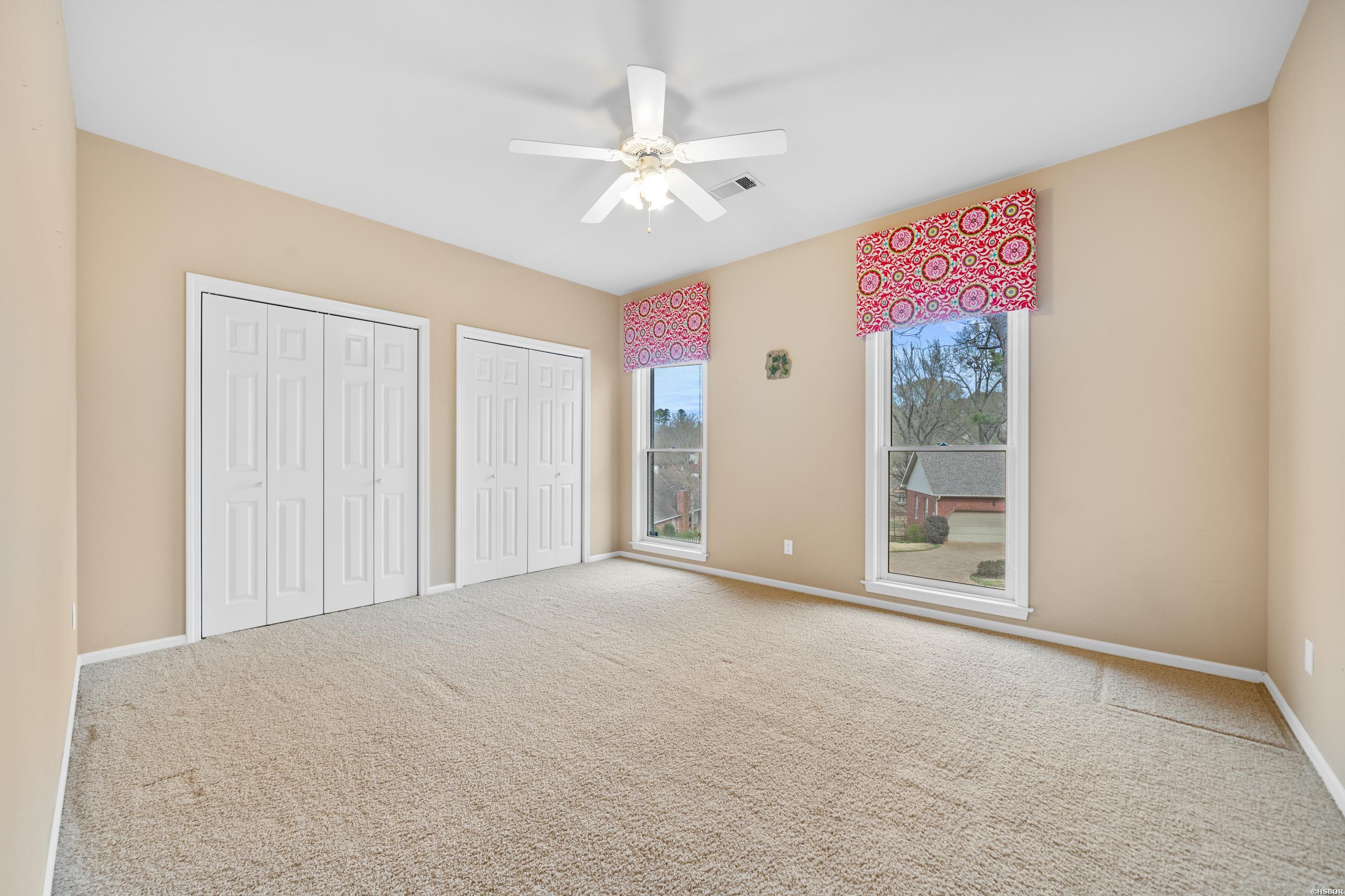 106 Ravenwood Property Photo 33