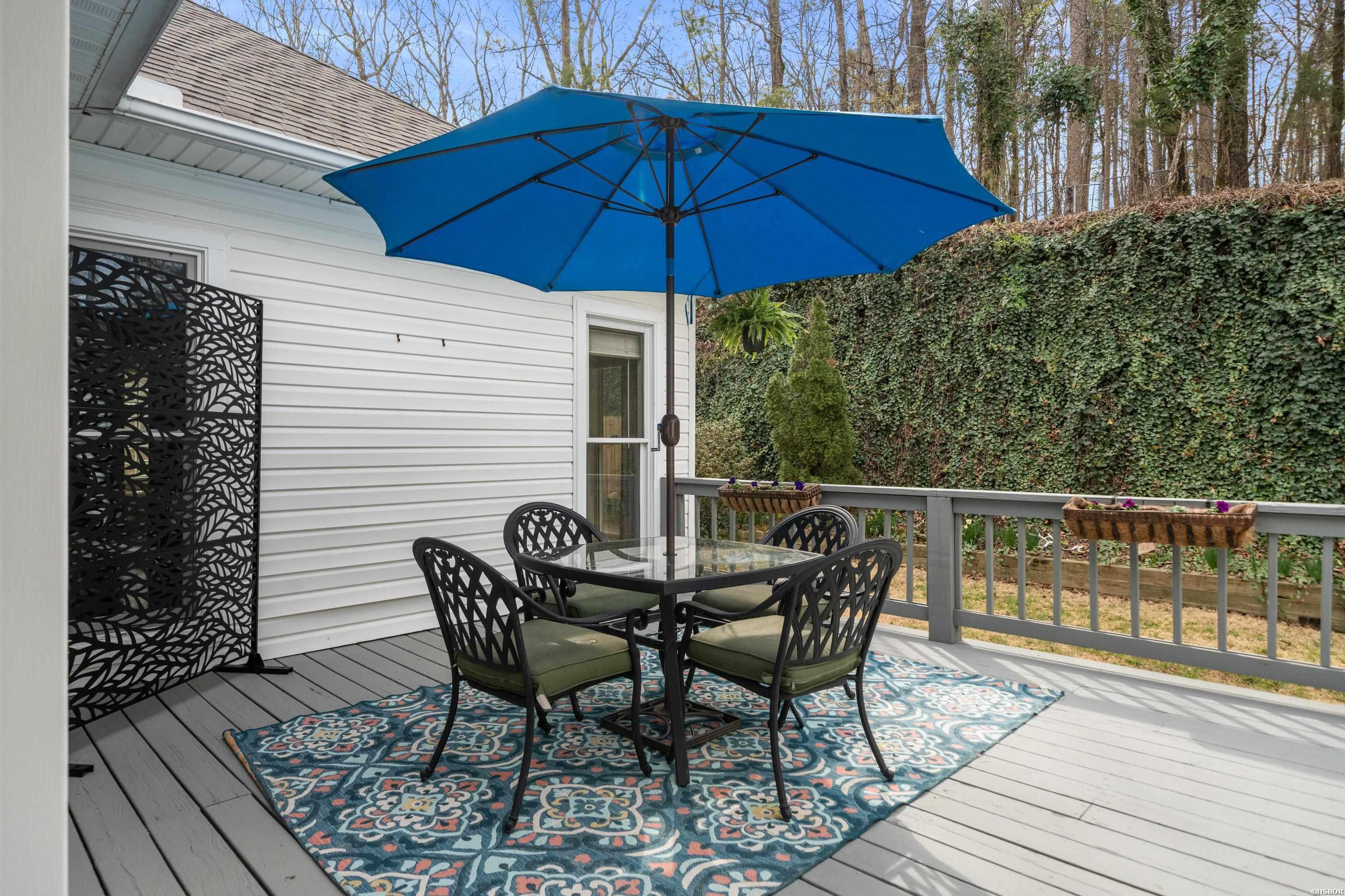 106 Ravenwood Property Photo 43