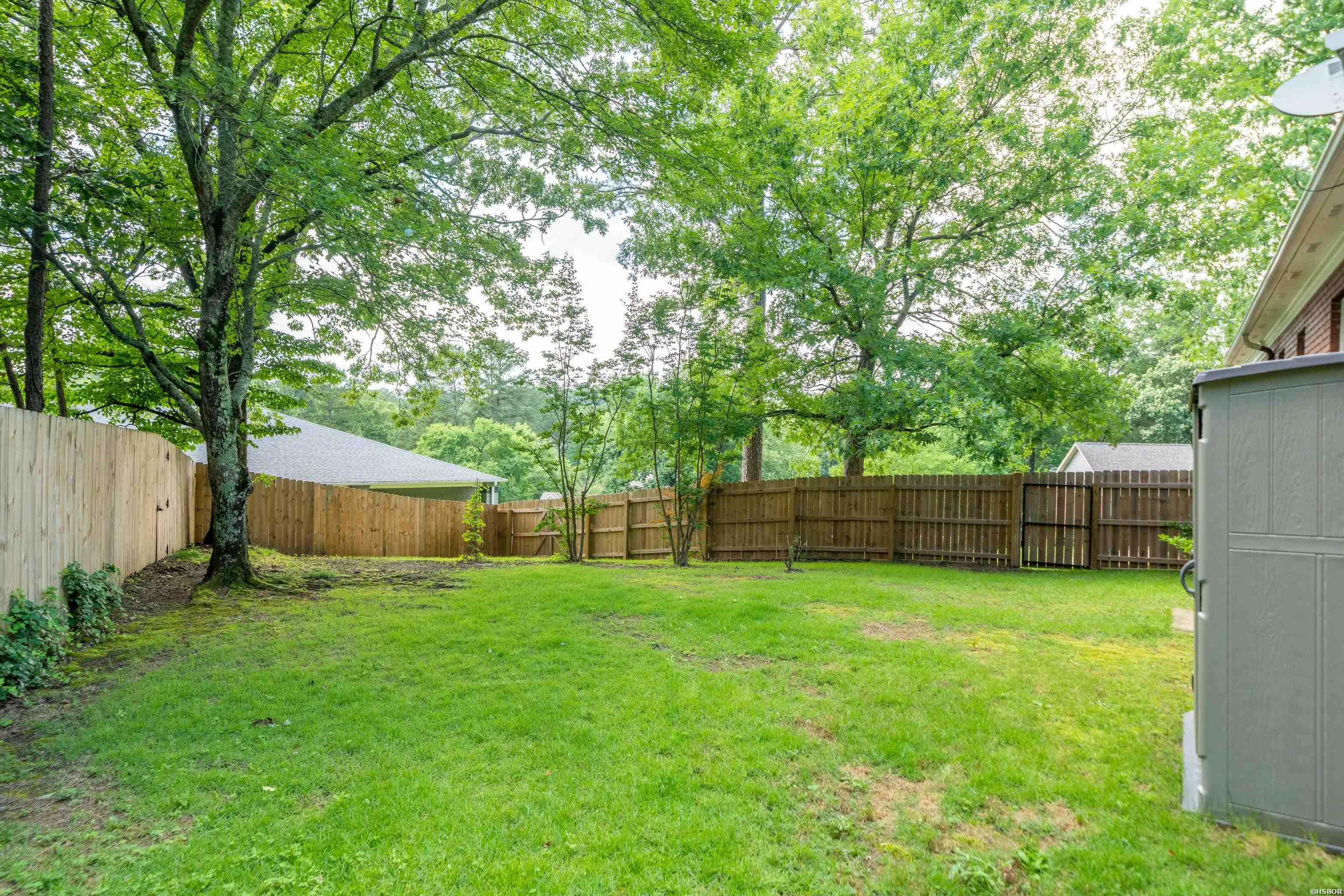 106 Ravenwood Property Photo 45