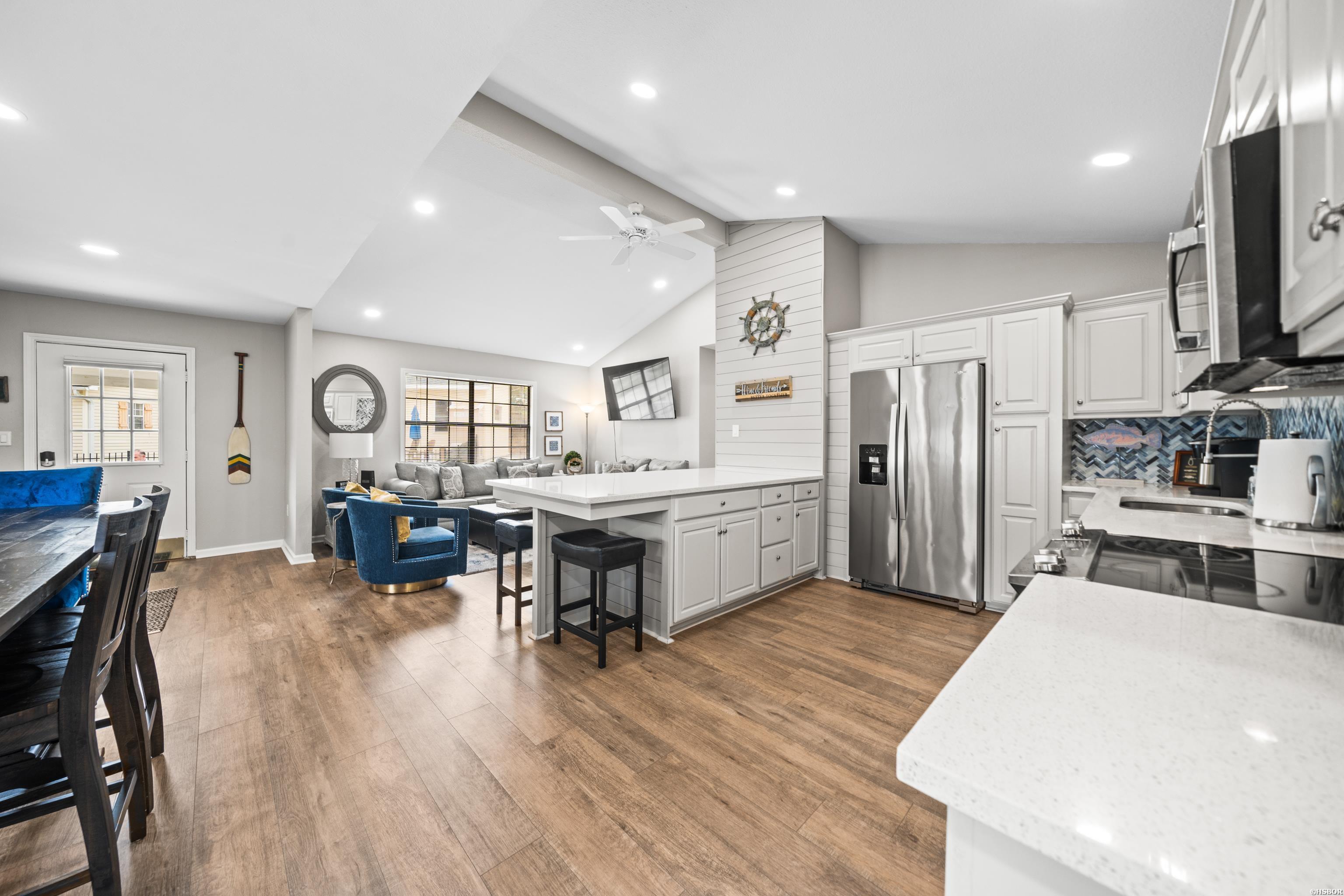 111 Fishing Lane Property Photo 8