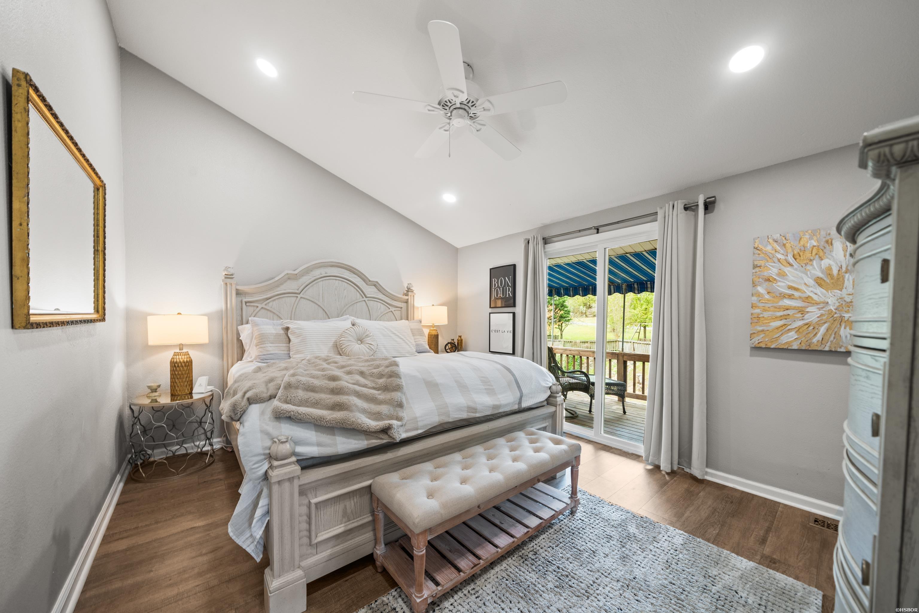 111 Fishing Lane Property Photo 14