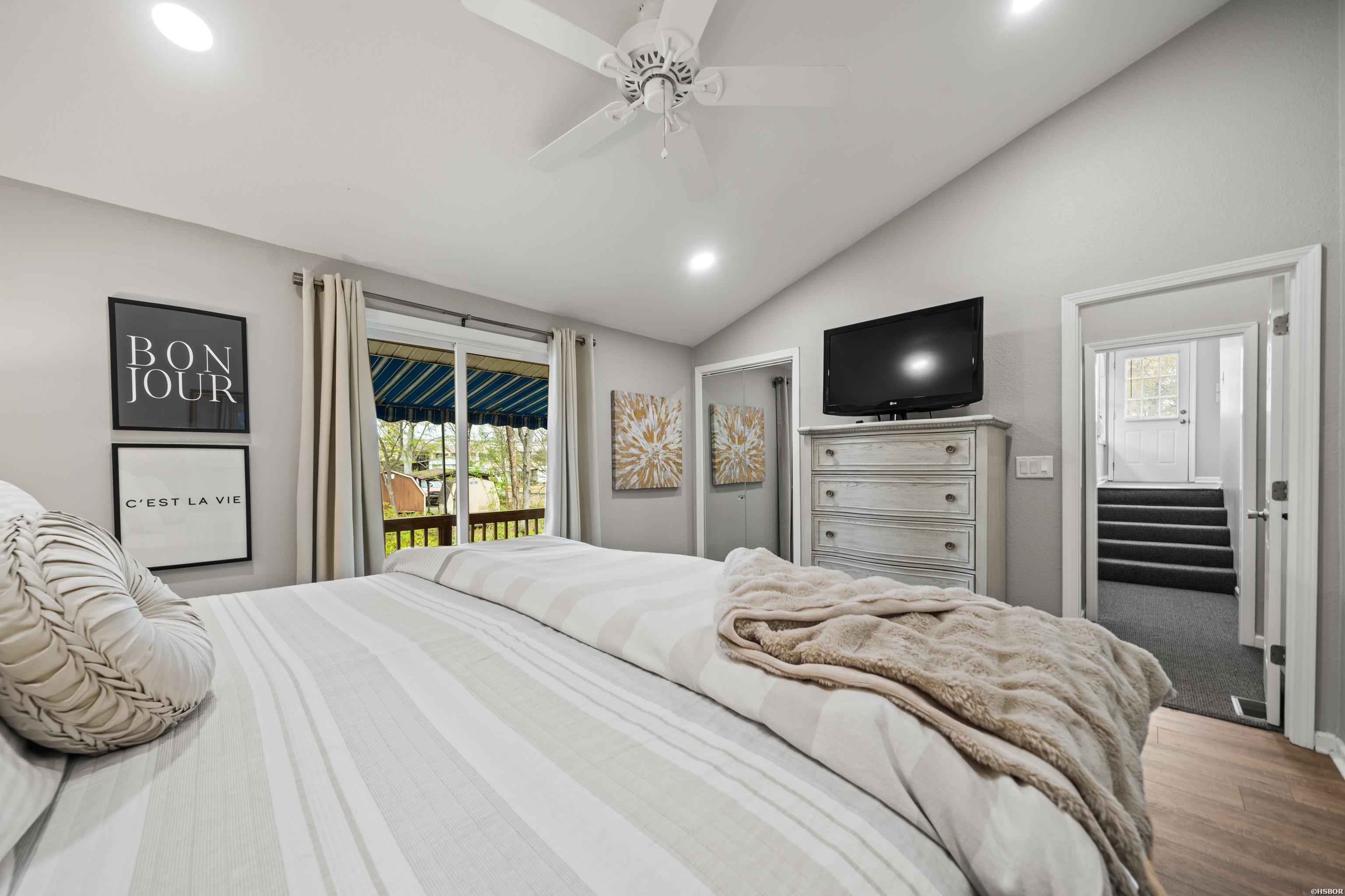 111 Fishing Lane Property Photo 15