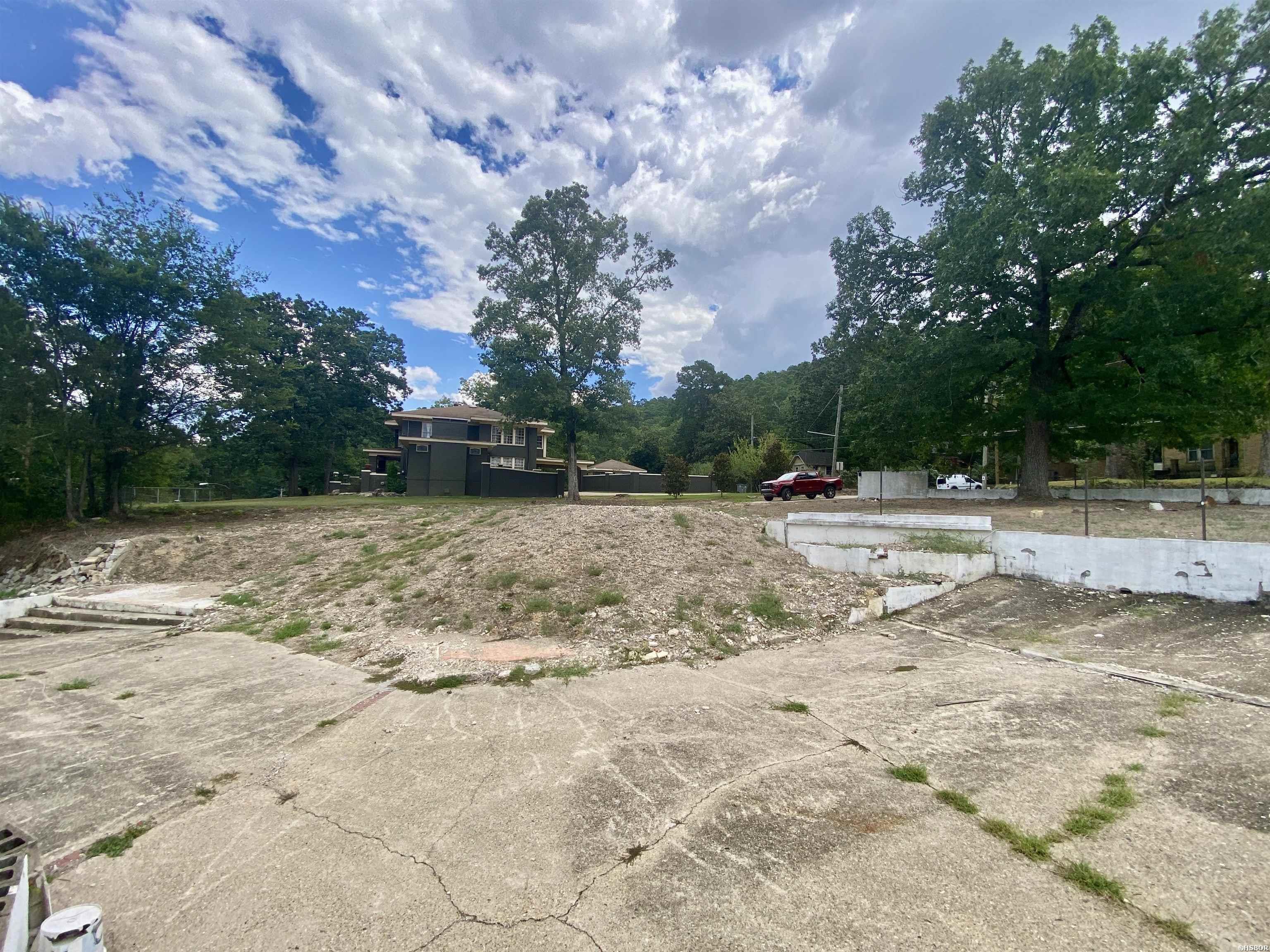 1104 Park Avenue Property Photo 3