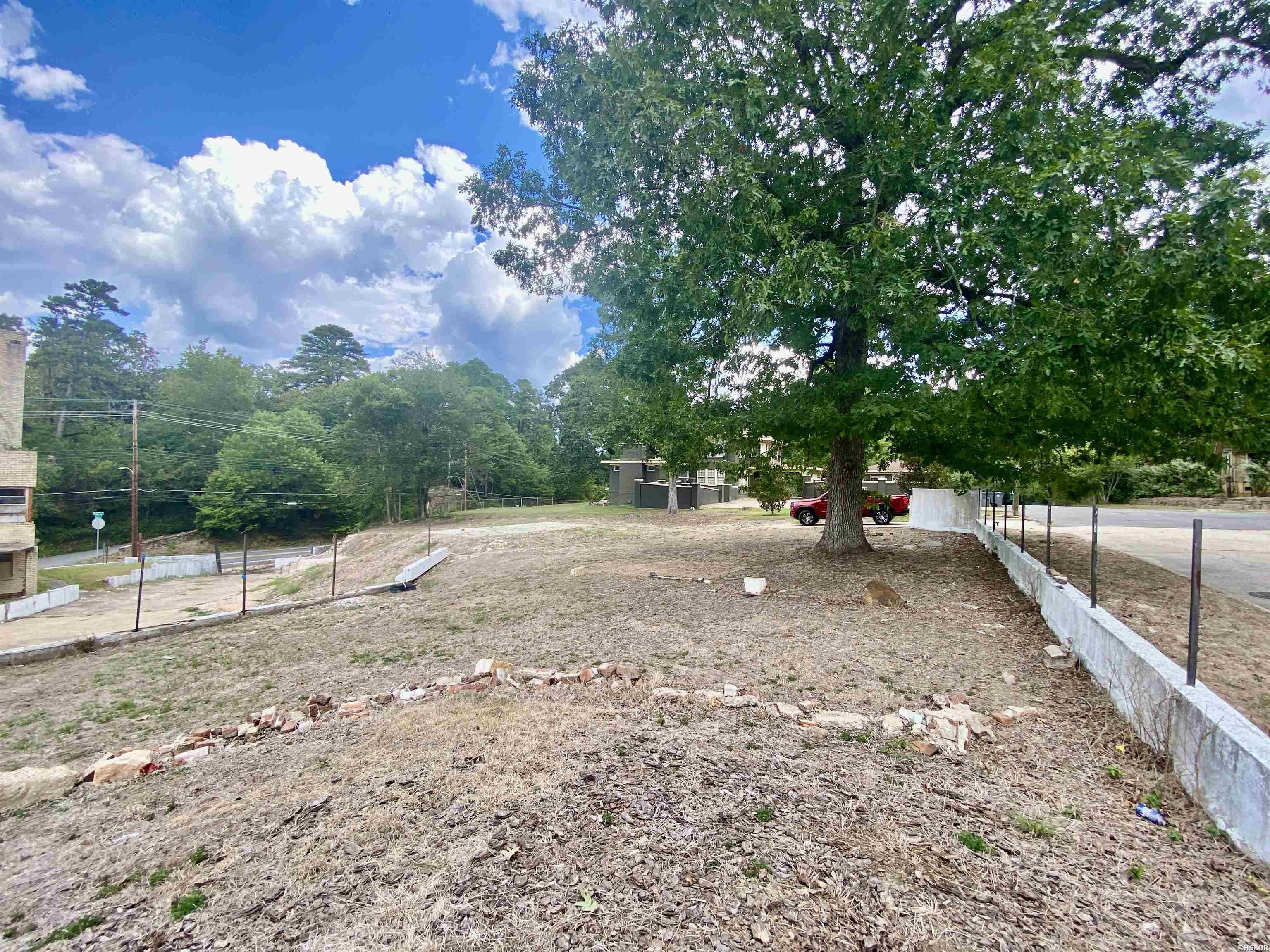 1104 Park Avenue Property Photo 4