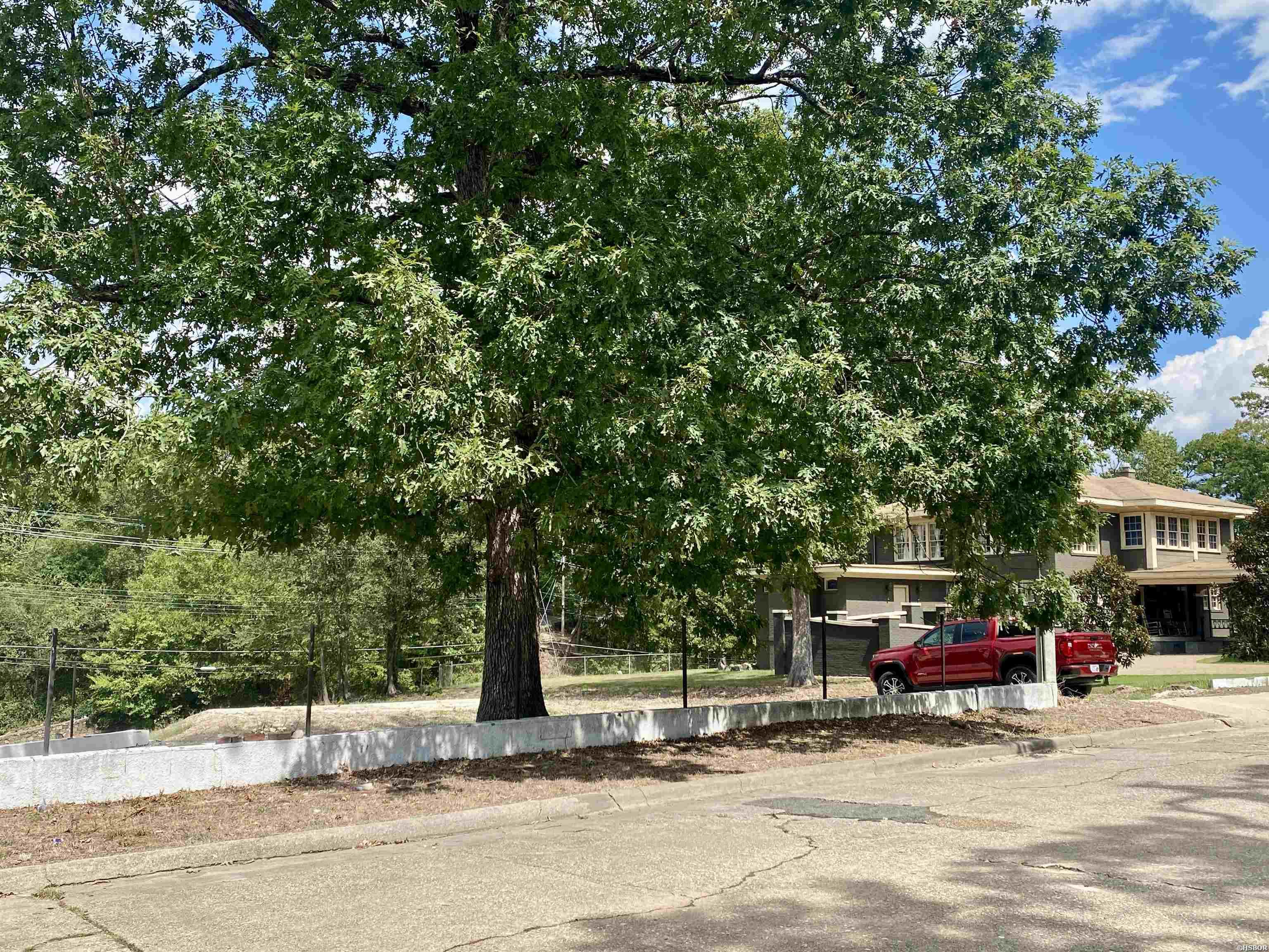 1104 Park Avenue Property Photo 10