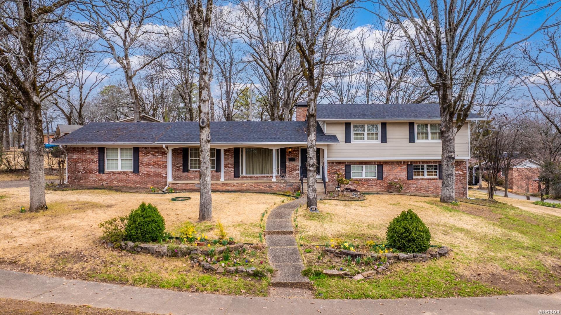 18 Pine Tree Loop Property Photo 1