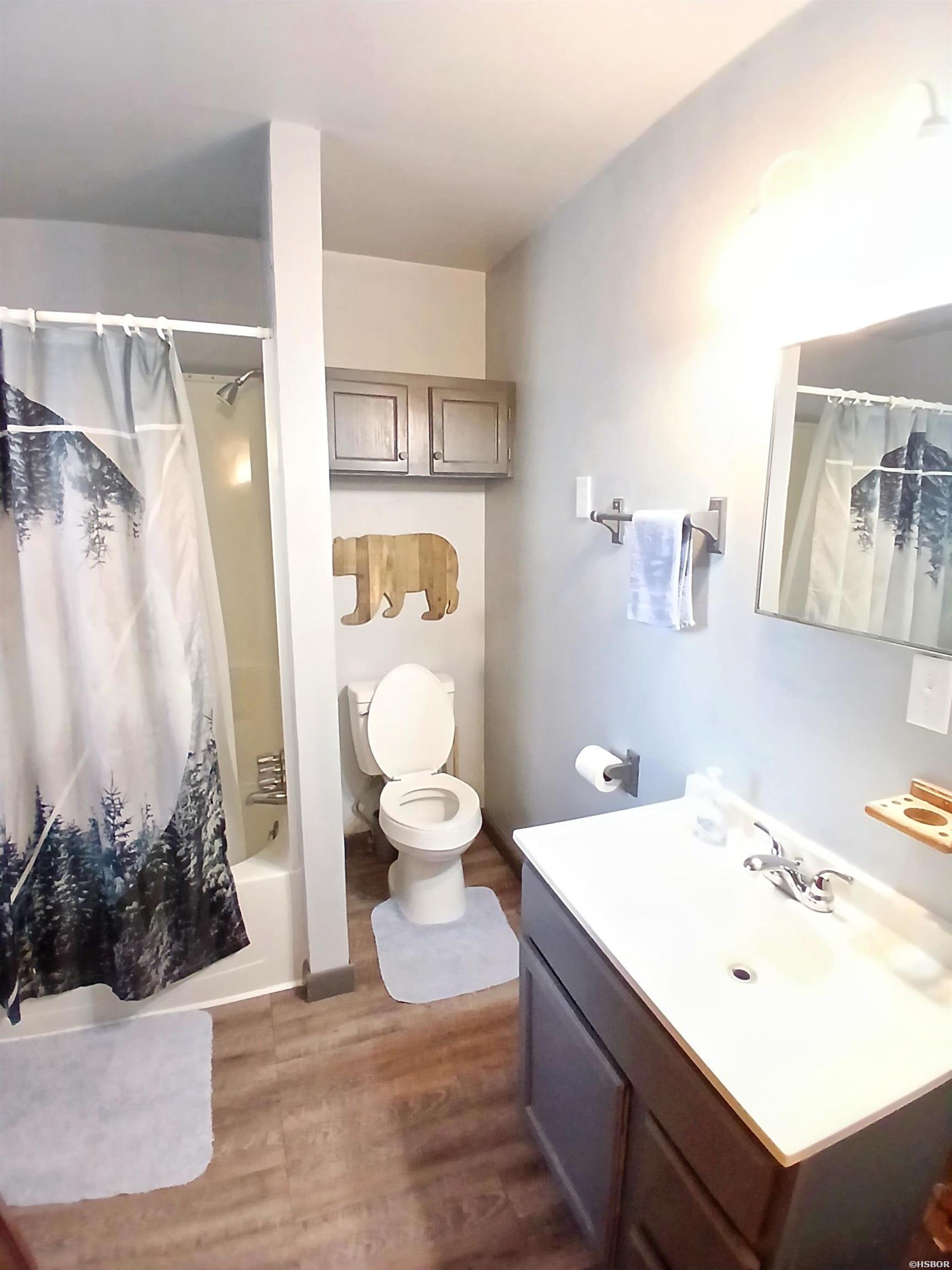 307 Ball Streets Property Photo 8