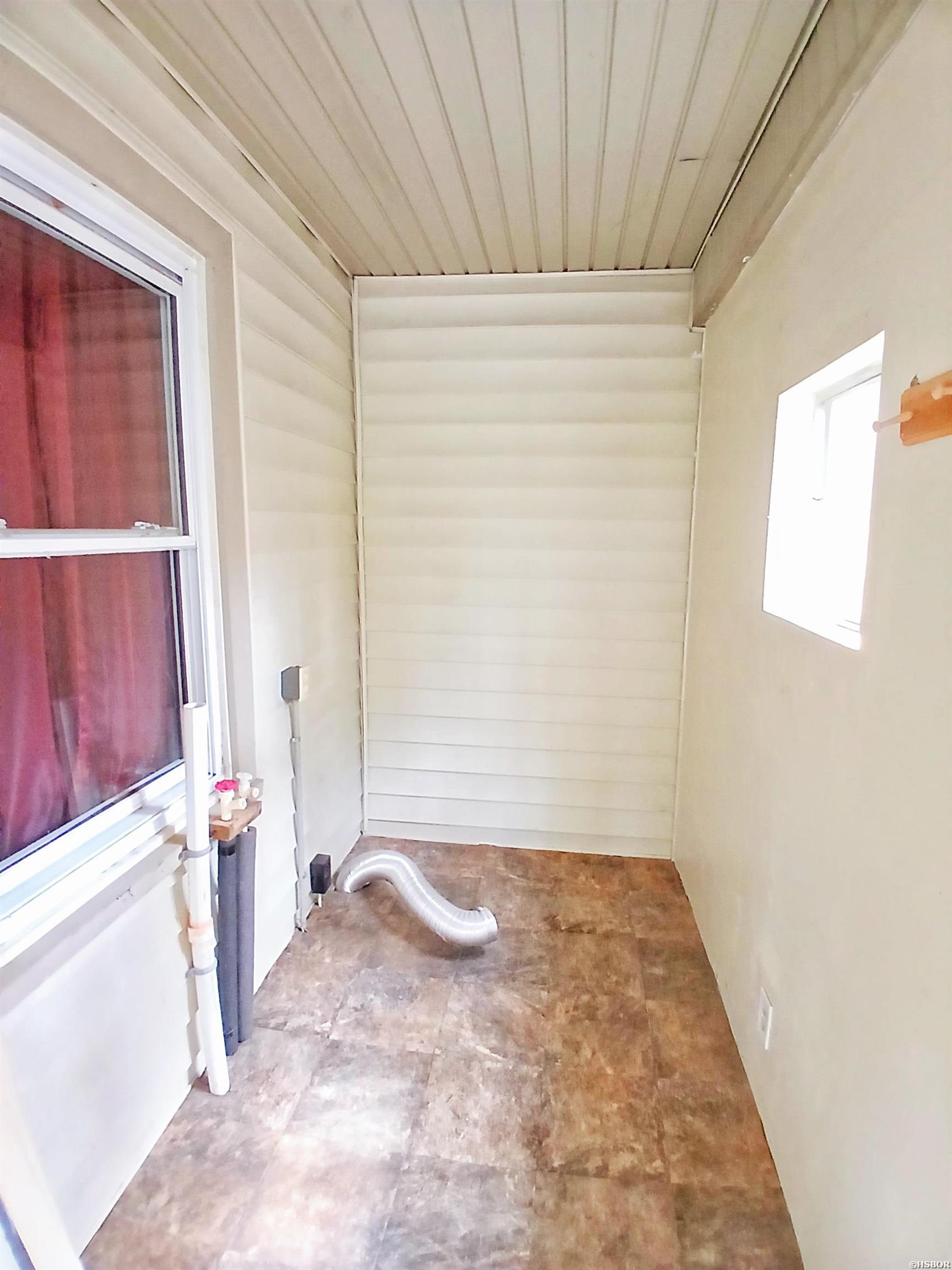 307 Ball Streets Property Photo 11
