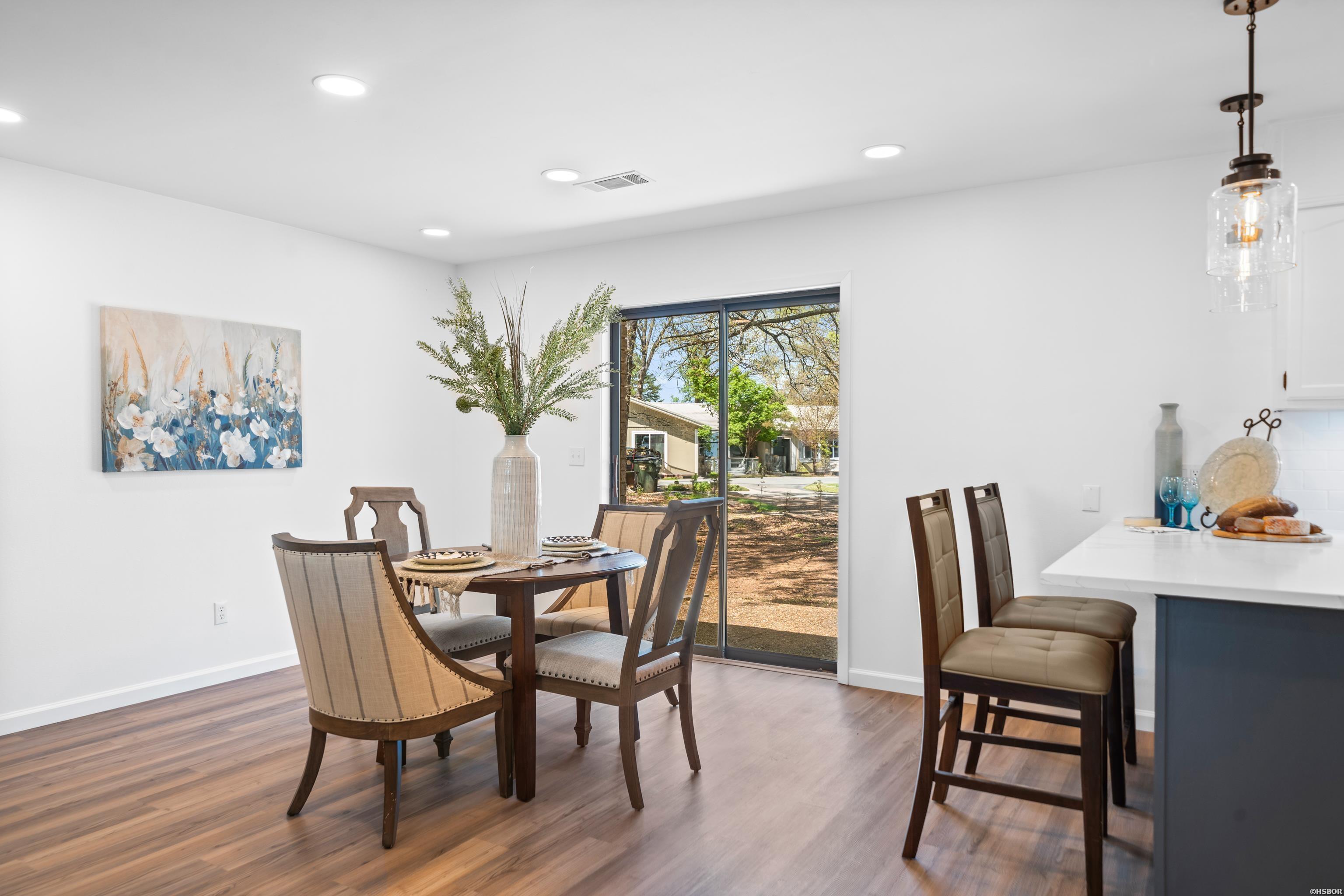 516 Beachview Circle Property Photo 15