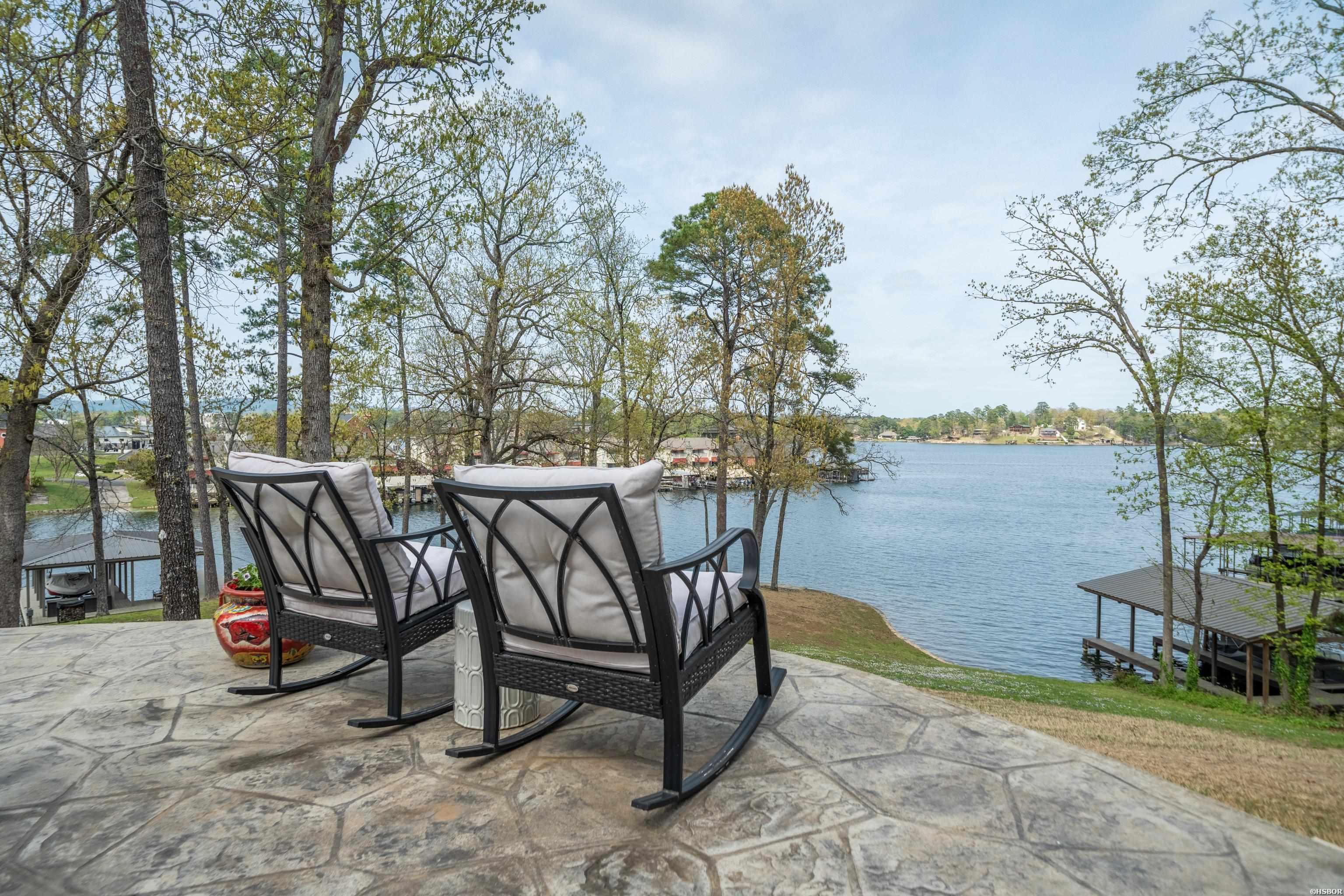 201 Summertime Bay Property Photo 3
