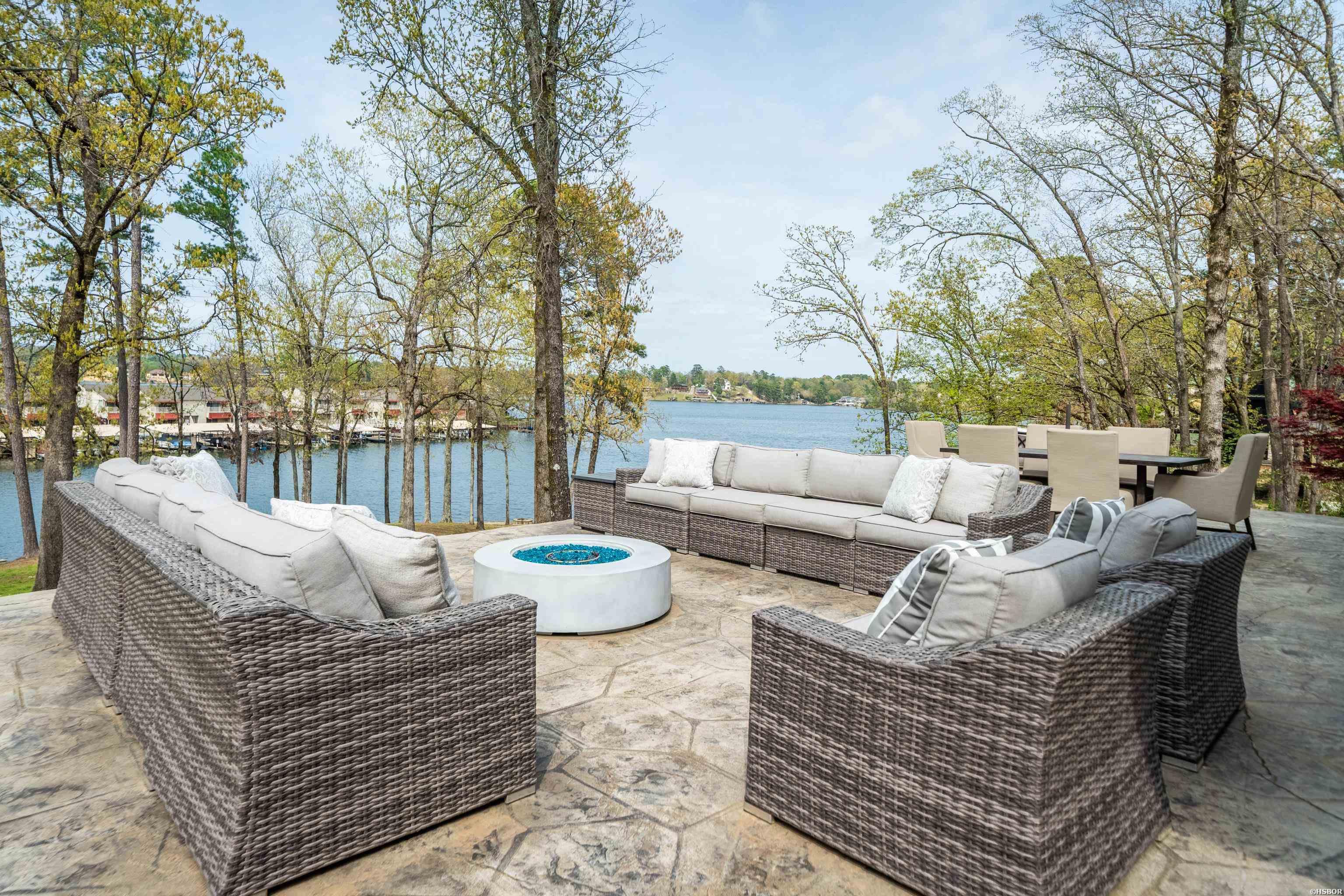 201 Summertime Bay Property Photo 5