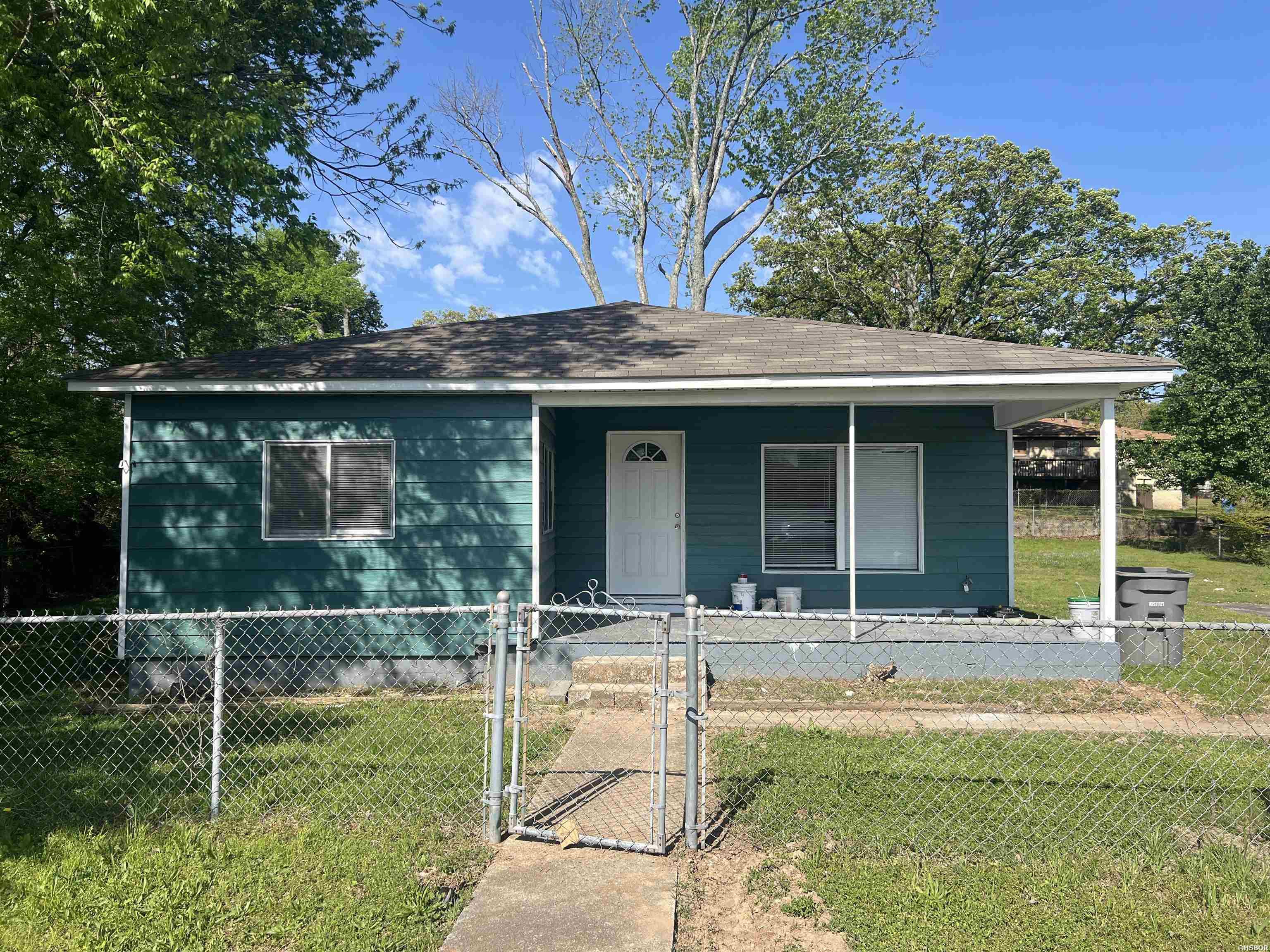 120 Hood Place Property Photo