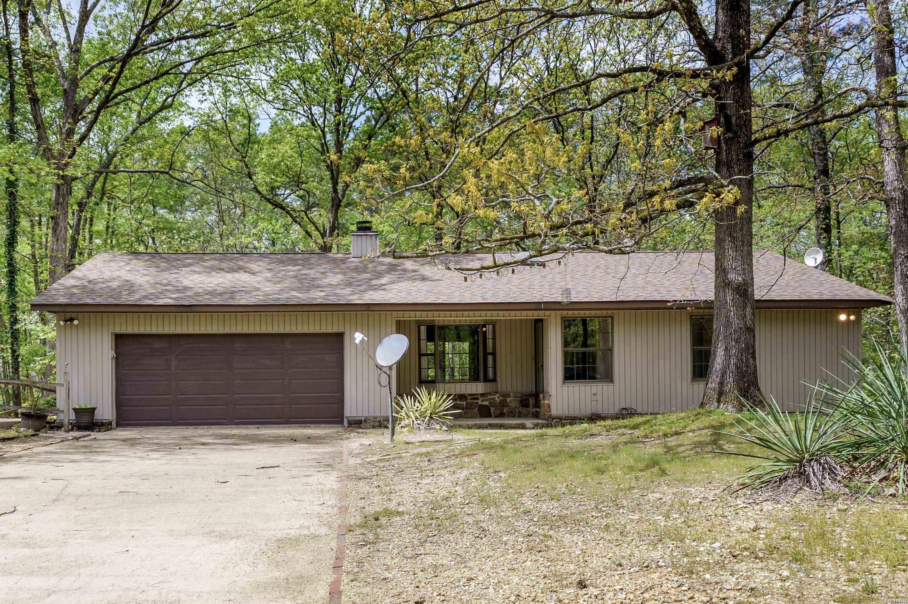 106 Tam O Shanter Court Property Photo 1
