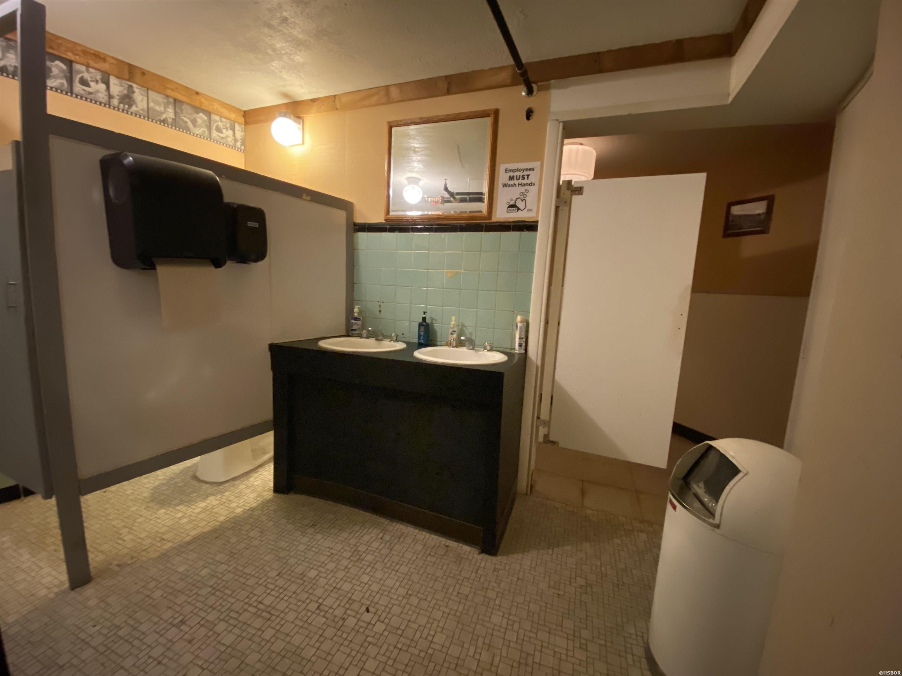 1008 Central Avenue Property Photo 22