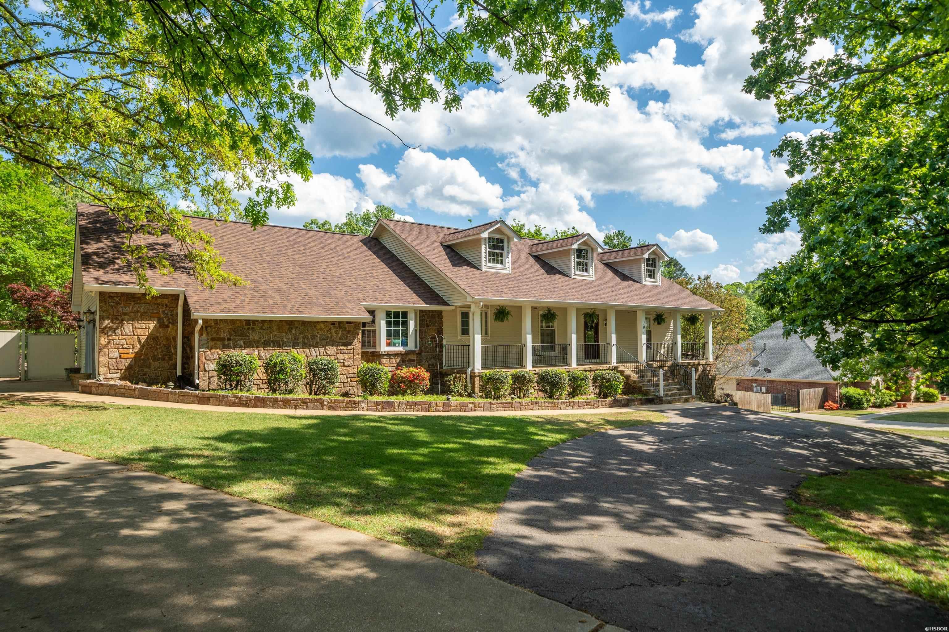 101 Westminster Property Photo