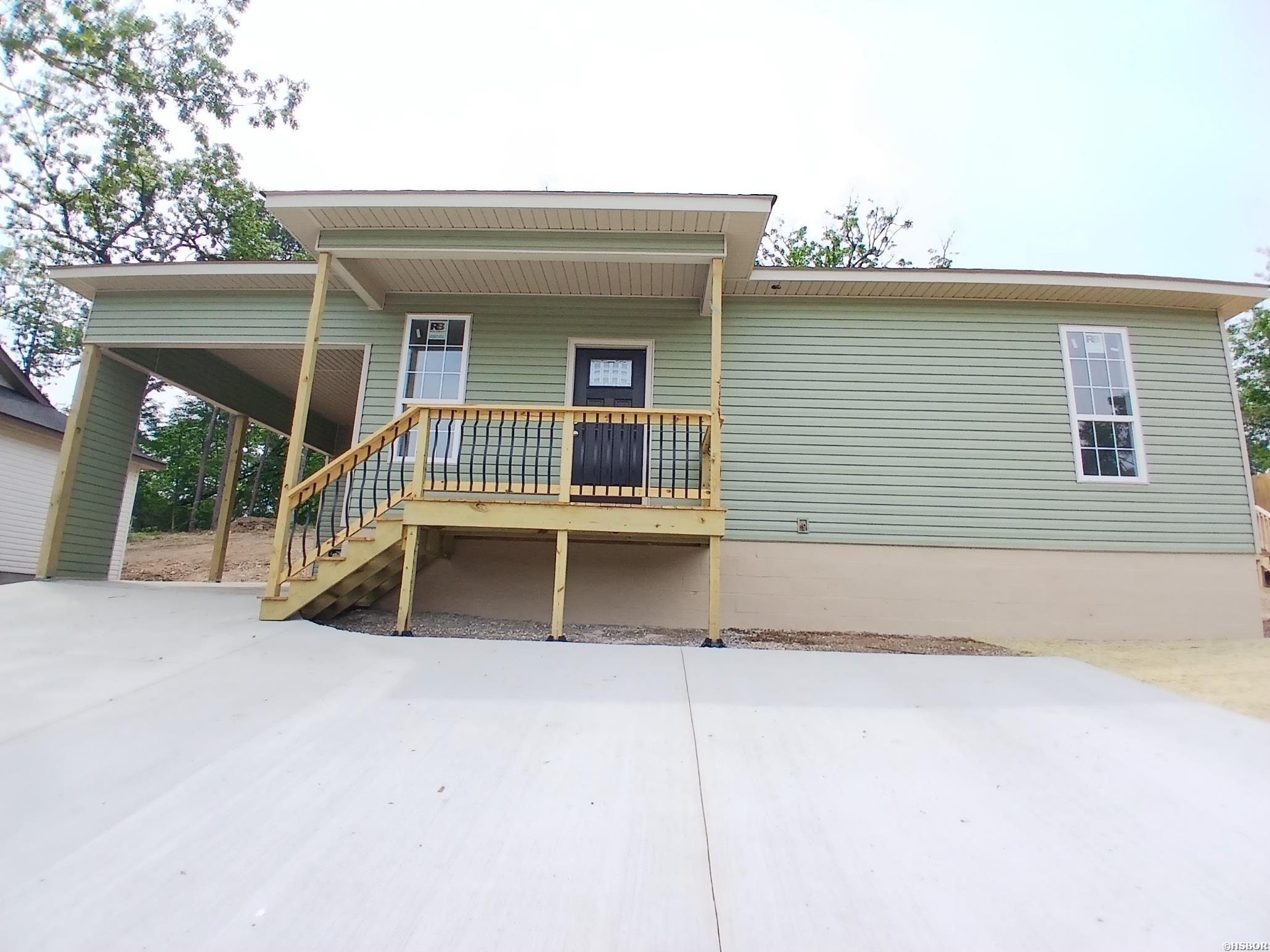 166 Woodridge Street Property Photo 1