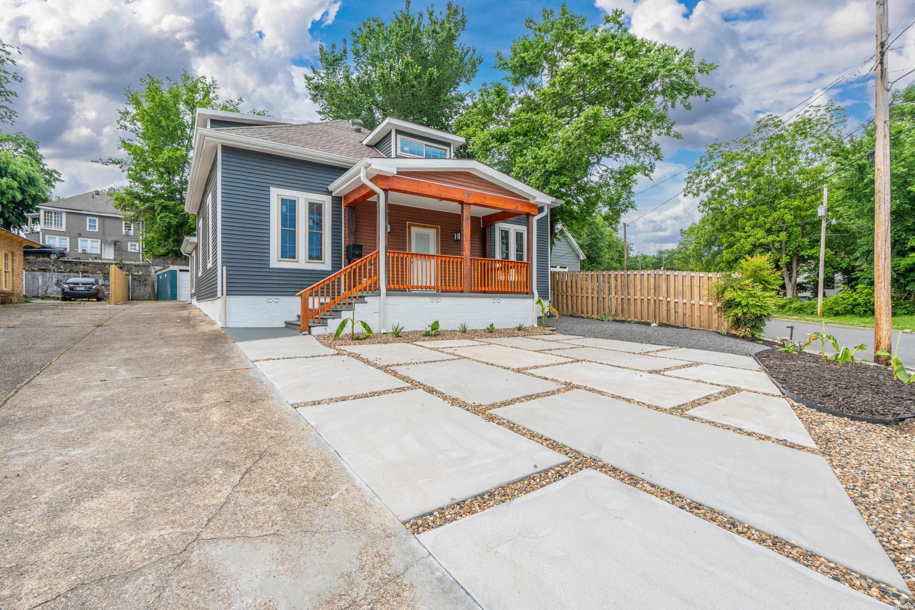 207 Hagen Street Property Photo 42