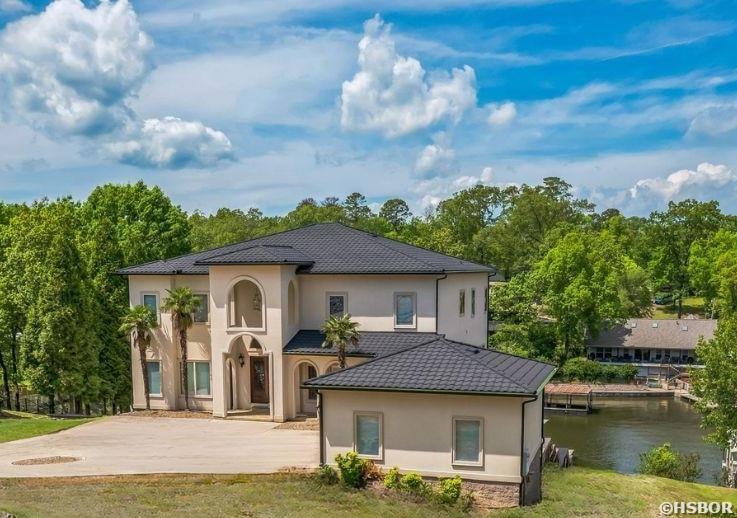 12 Stonegate Court Property Photo 4