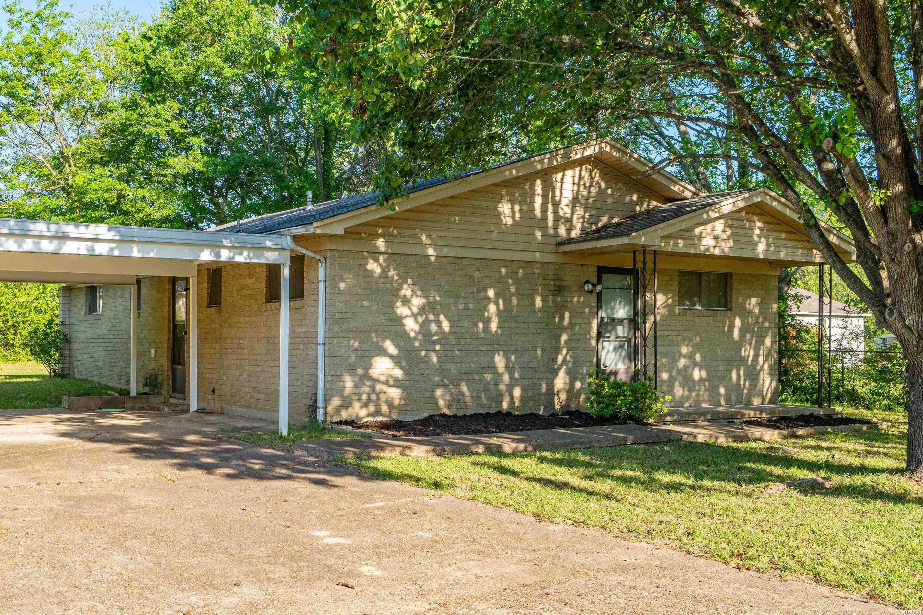1015 S 13th Street Property Photo 1