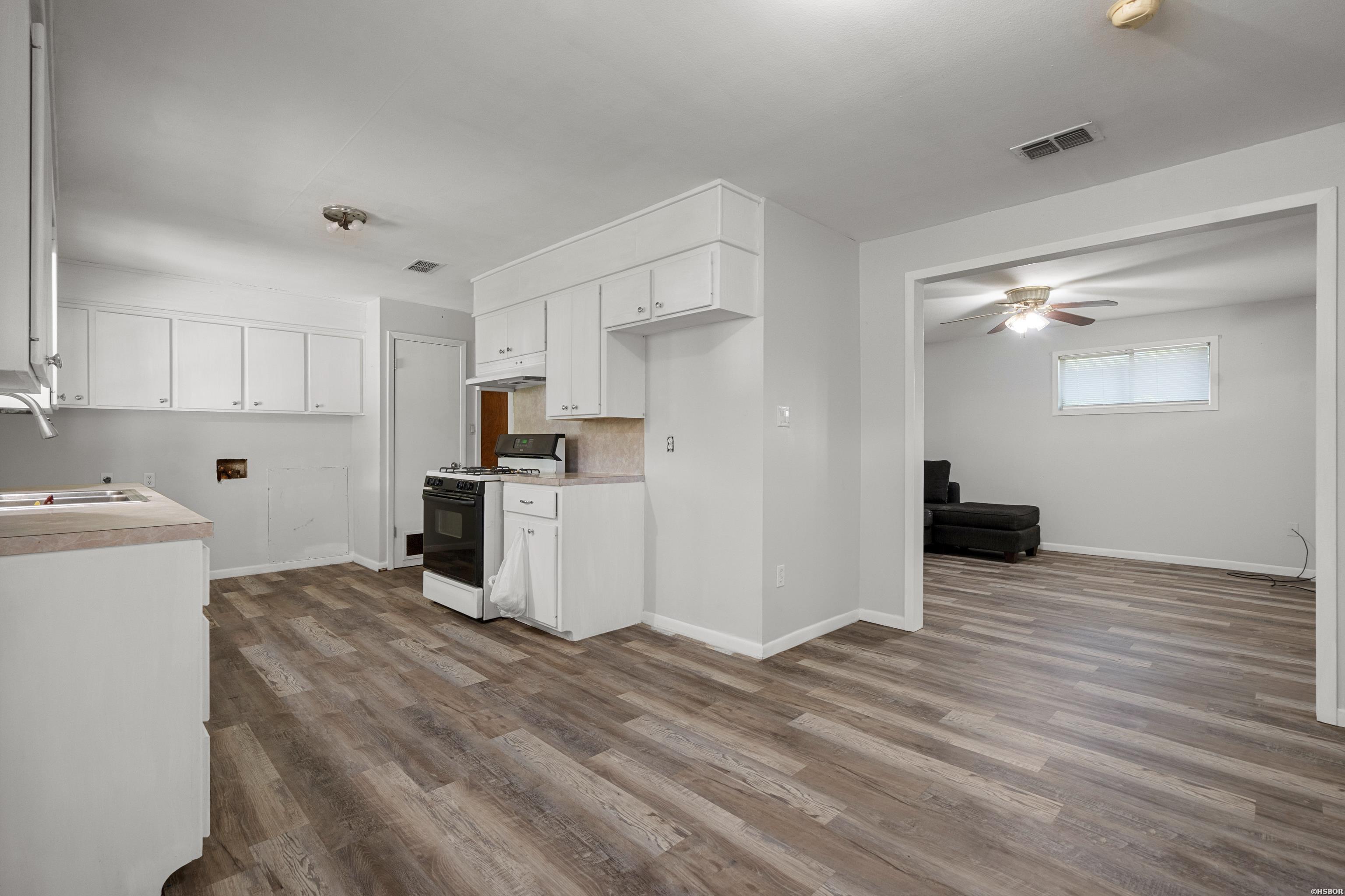 1015 S 13th Street Property Photo 10