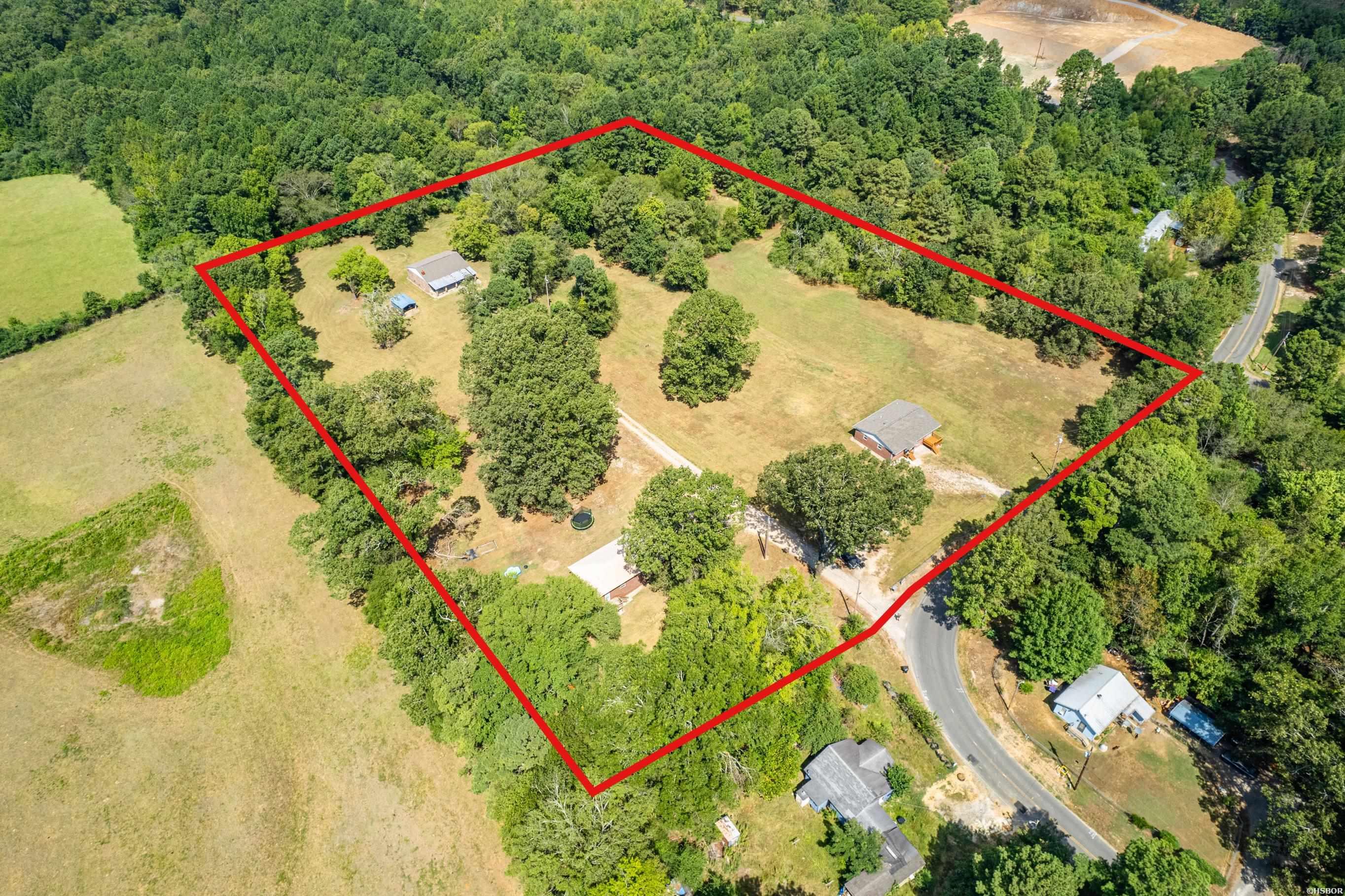1526 Pearcy Road Property Photo 1