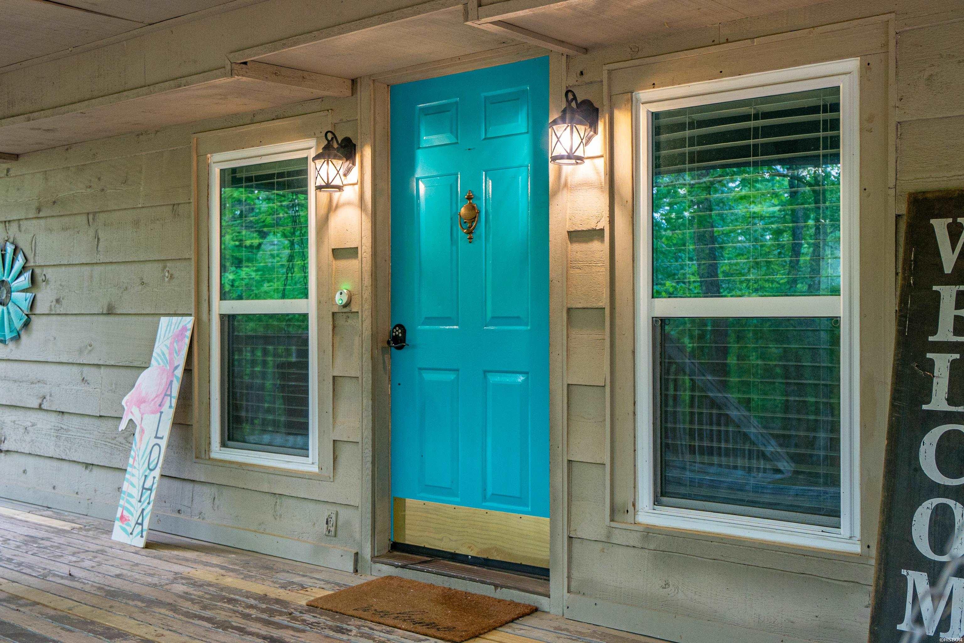 112 Honolulu Court Property Photo 7