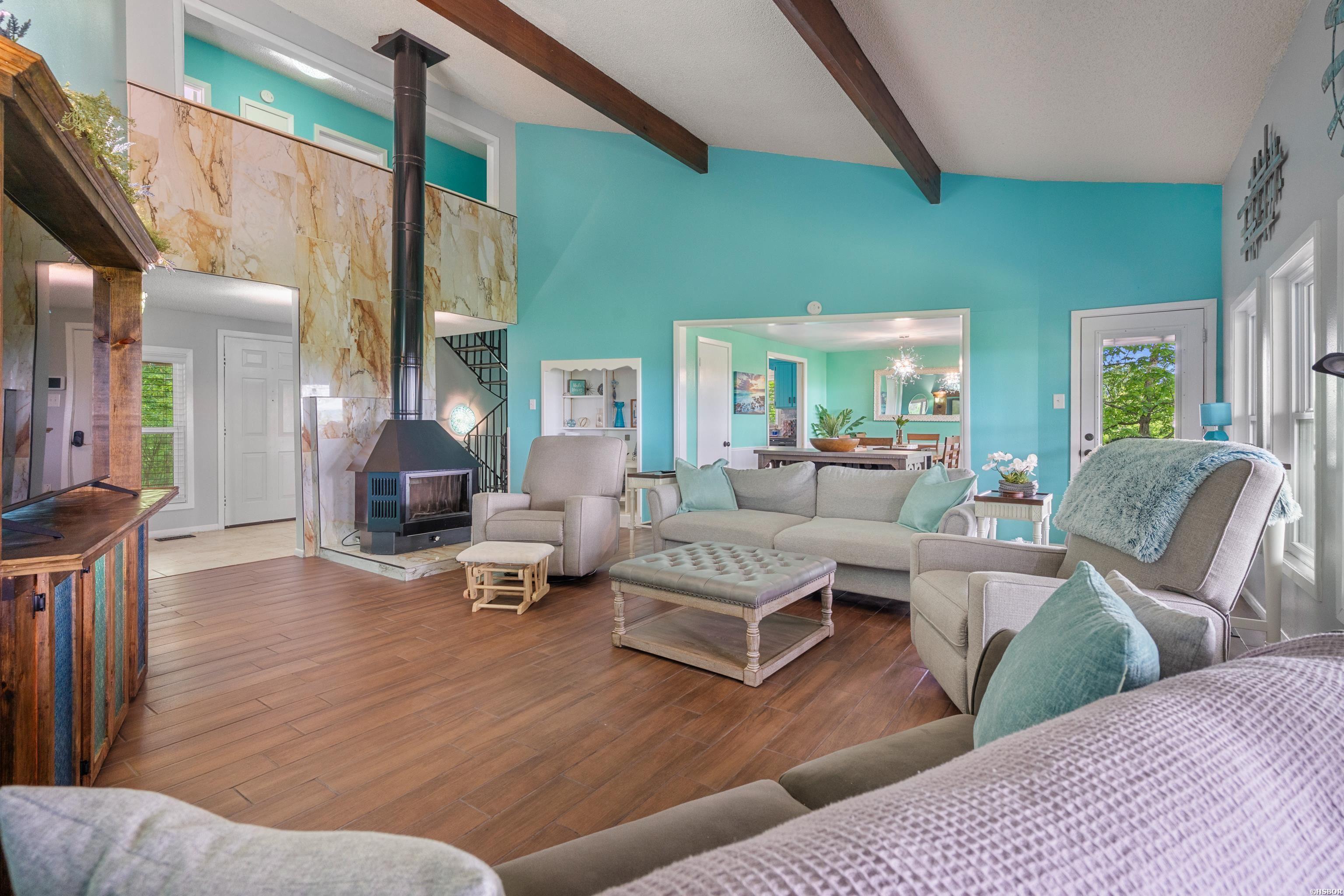 112 Honolulu Court Property Photo 13