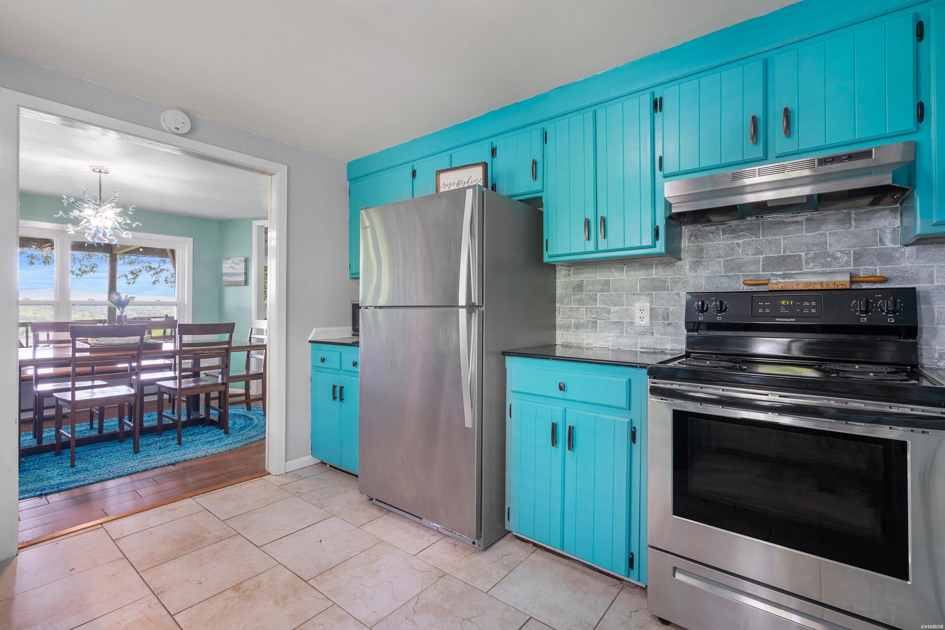 112 Honolulu Court Property Photo 20