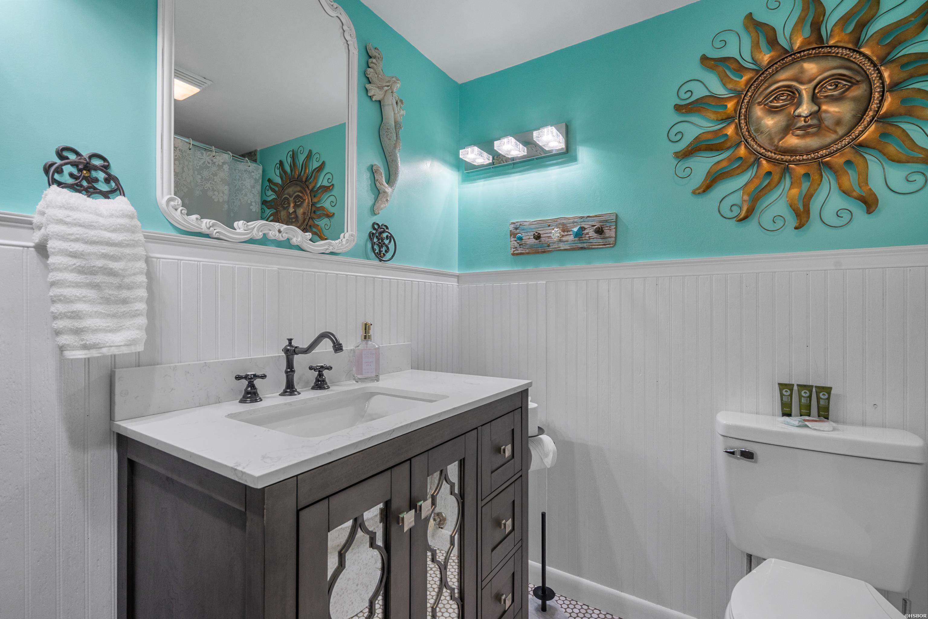 112 Honolulu Court Property Photo 23