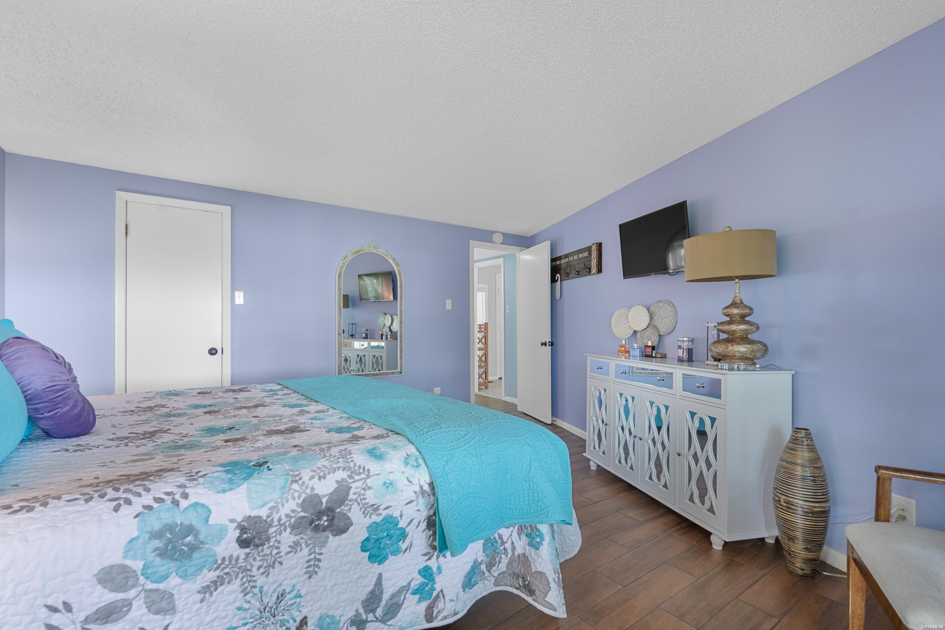 112 Honolulu Court Property Photo 26