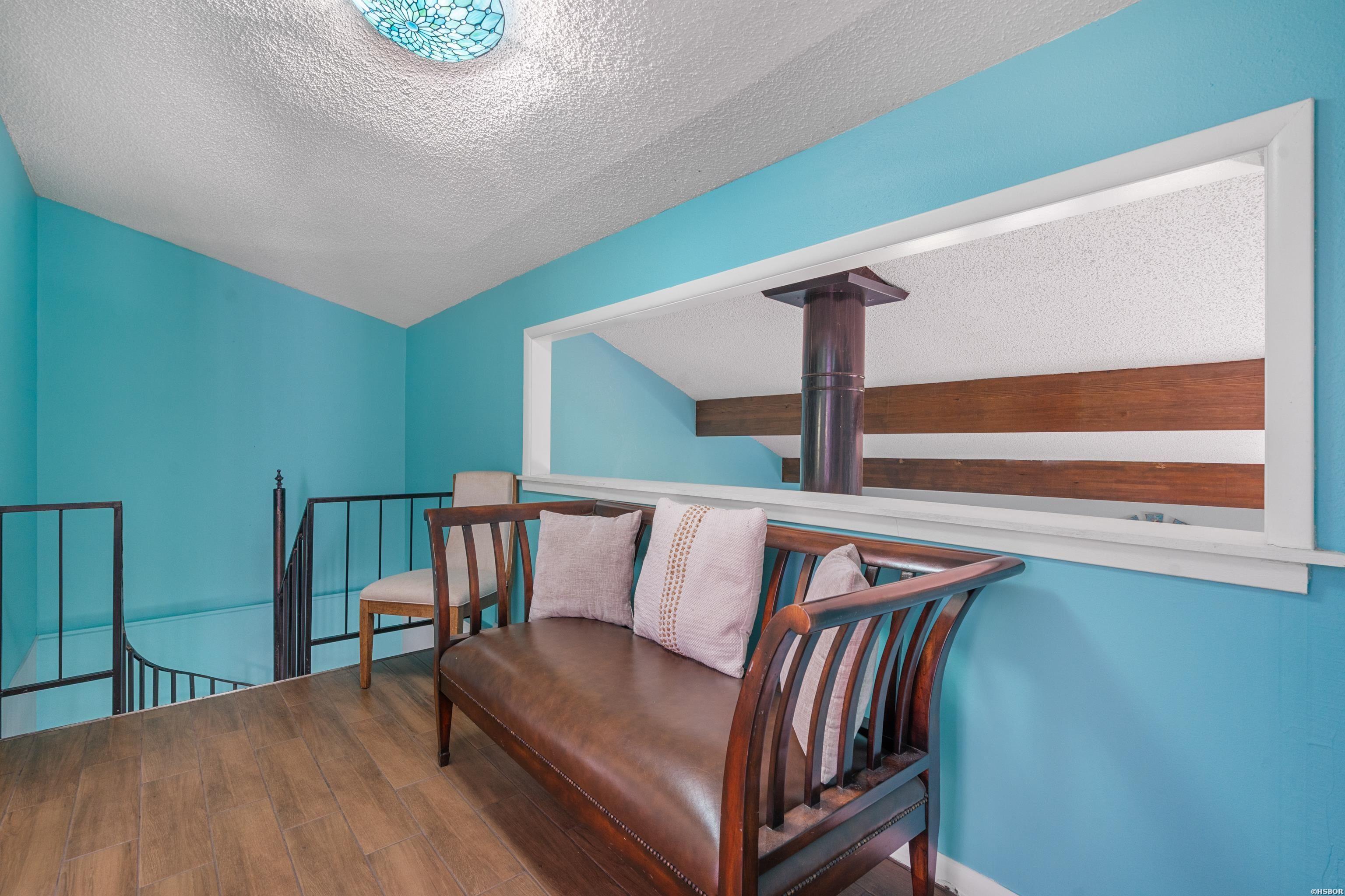 112 Honolulu Court Property Photo 27