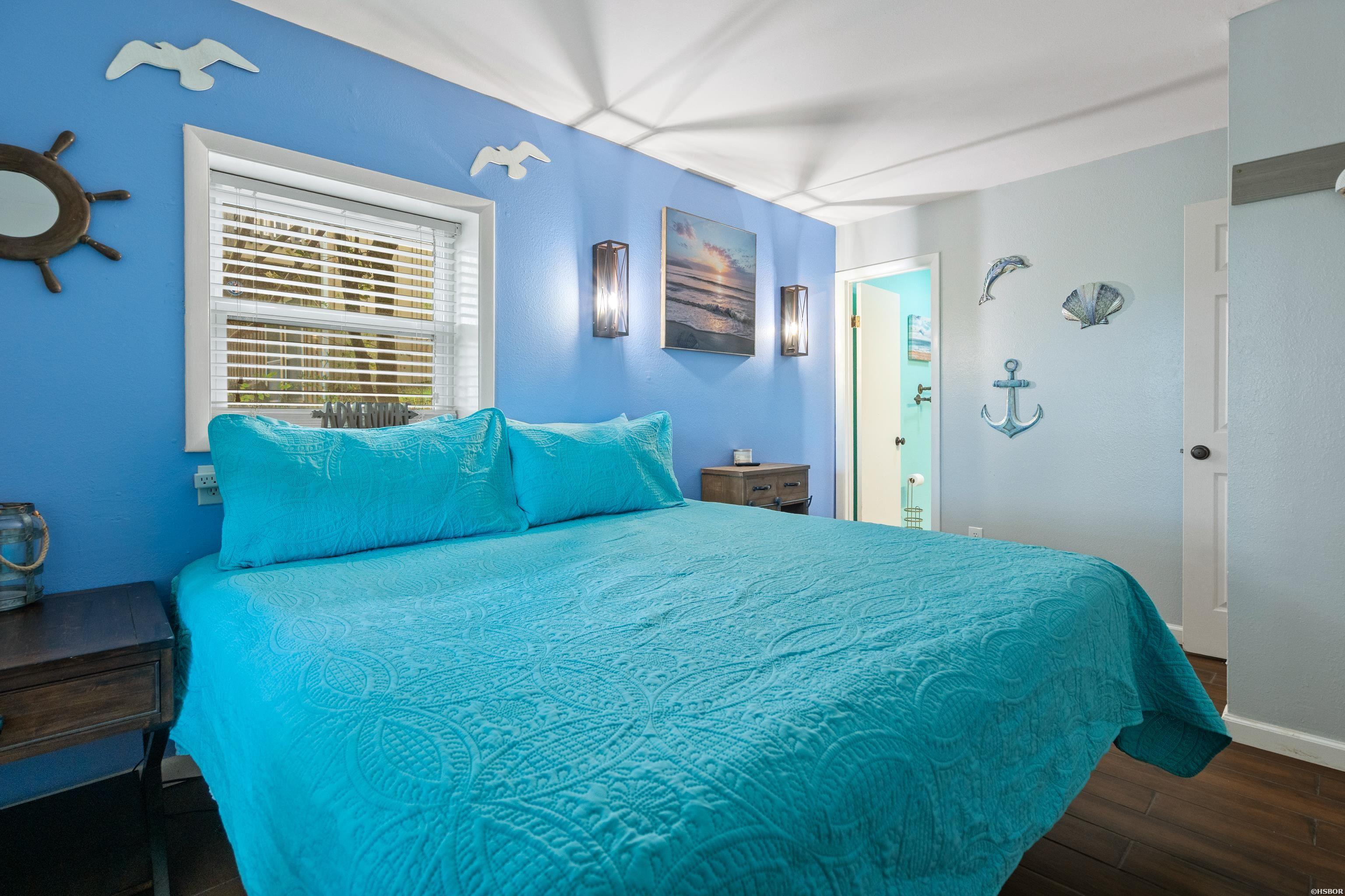 112 Honolulu Court Property Photo 40